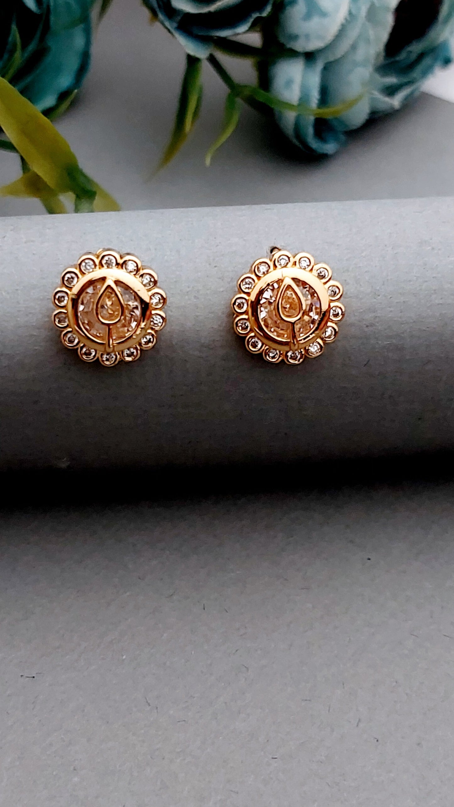 Rosegold earrings,studs,earrings for women,tops for women,latest earring,partywear stud earring