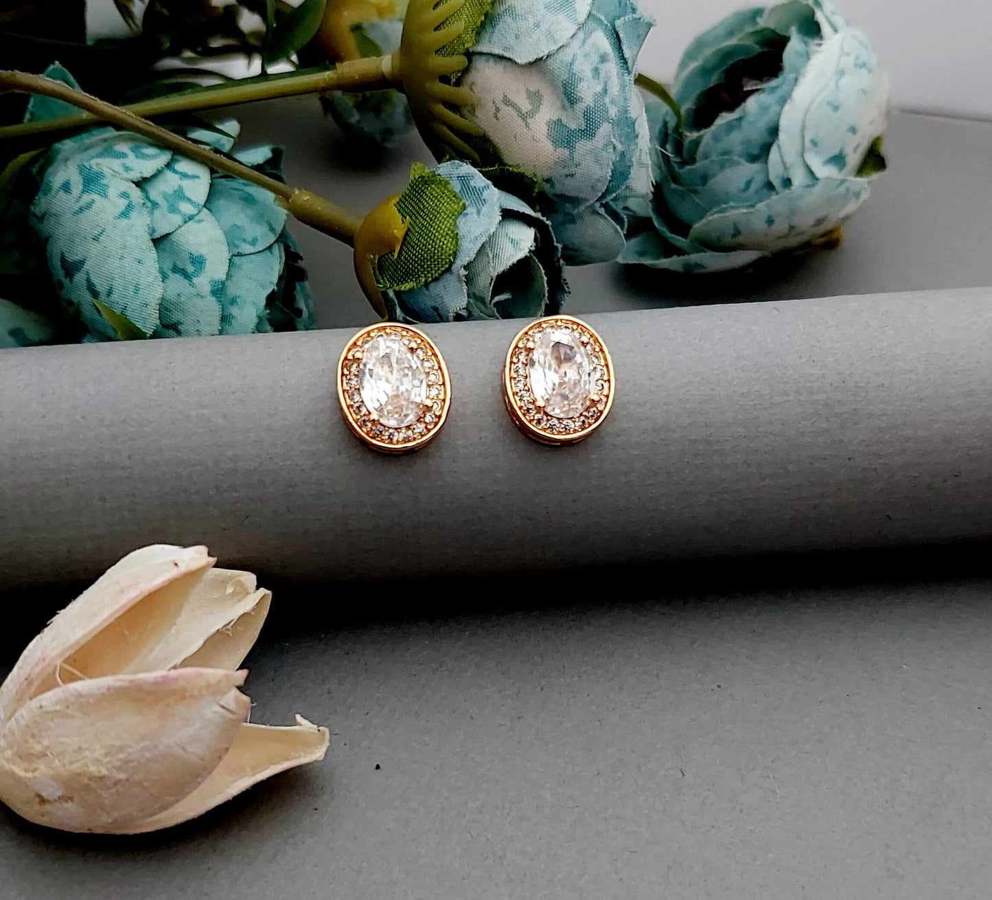Rosegold earrings,studs,earrings for women,tops for women,latest earring,partywear stud earring