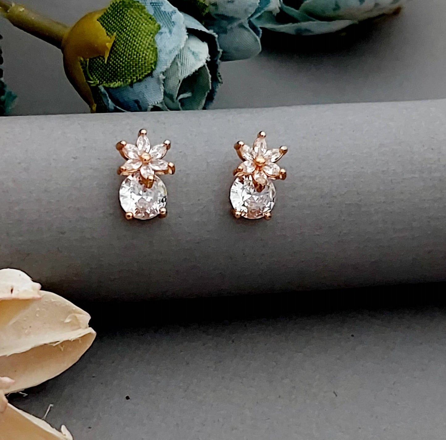 Rosegold earrings,studs,earrings for women,tops for women,latest earring,partywear stud earring