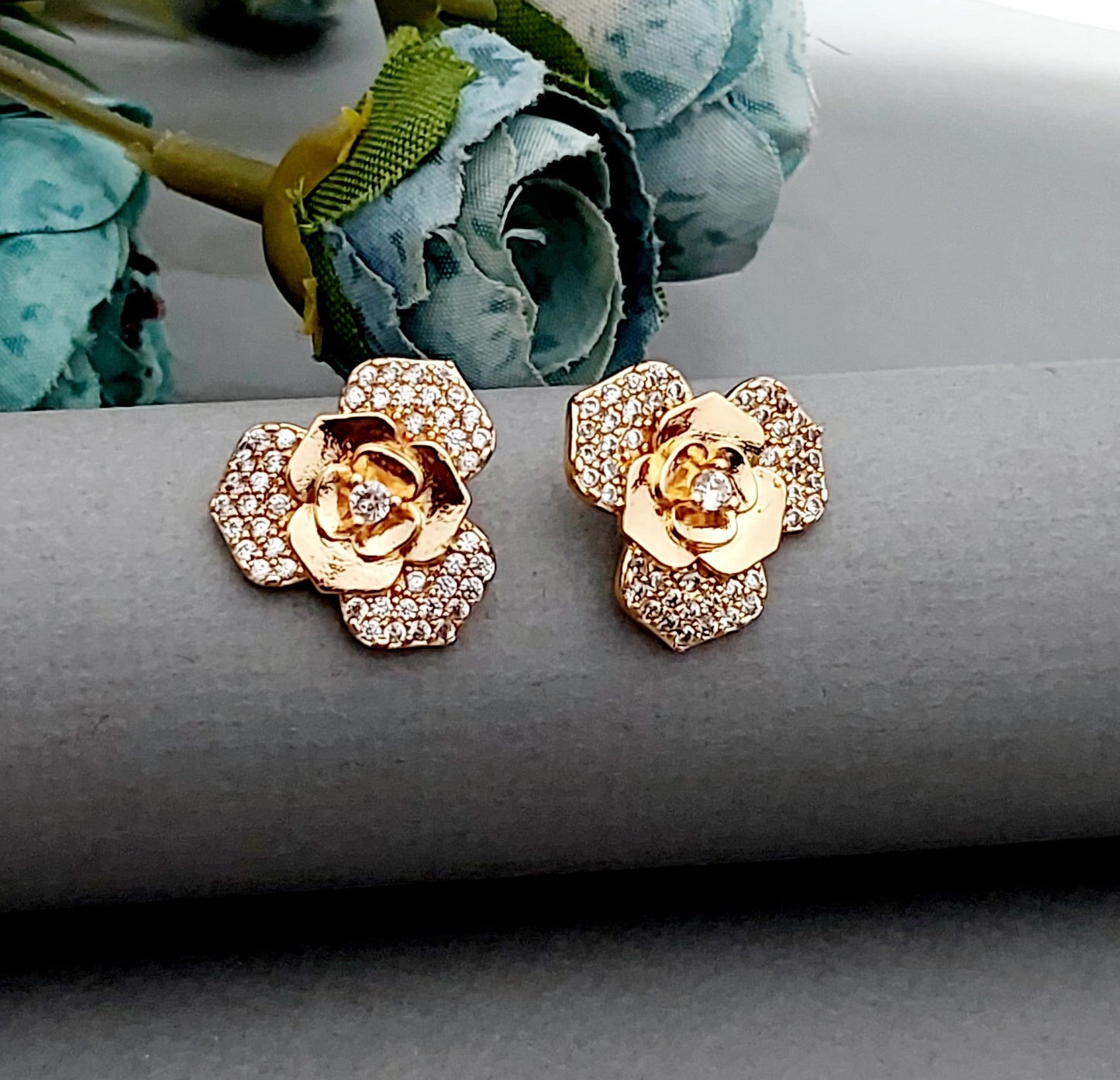 Rosegold earrings,studs,earrings for women,tops for women,latest earring,partywear stud earring