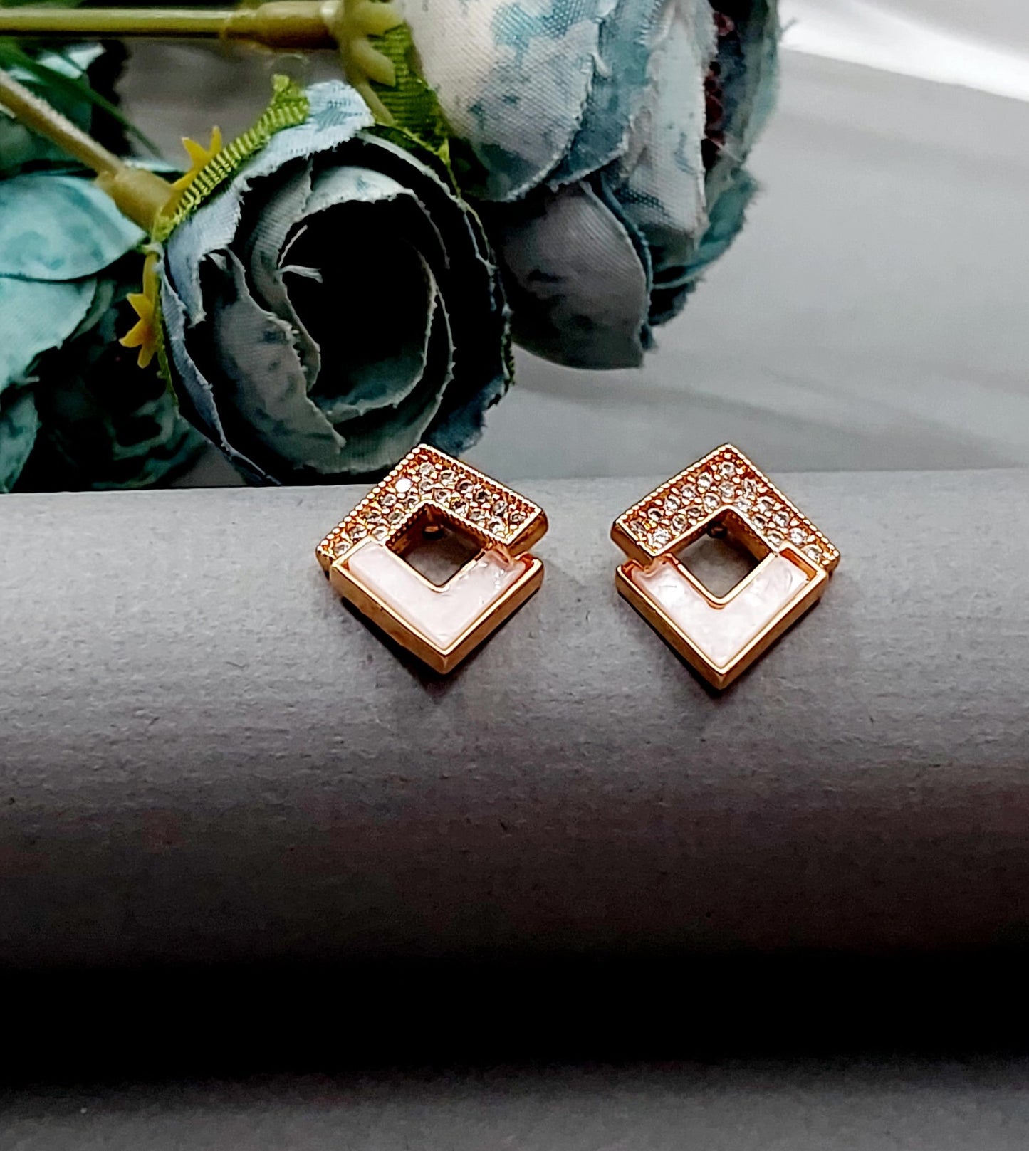 Rosegold earrings,studs,earrings for women,tops for women,latest earring,partywear stud earring