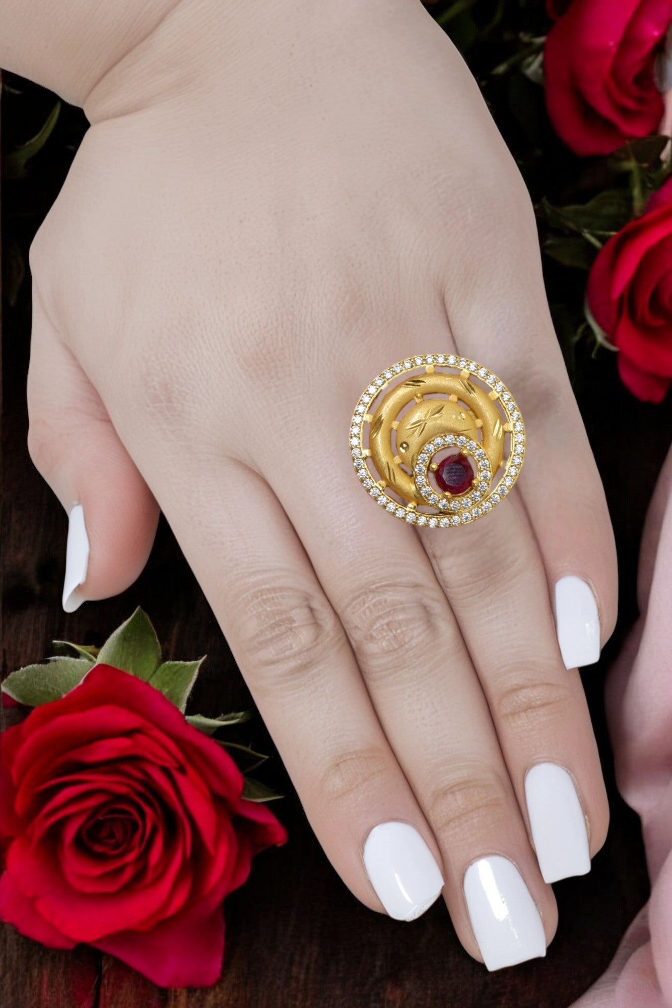 Adjustable statement ring