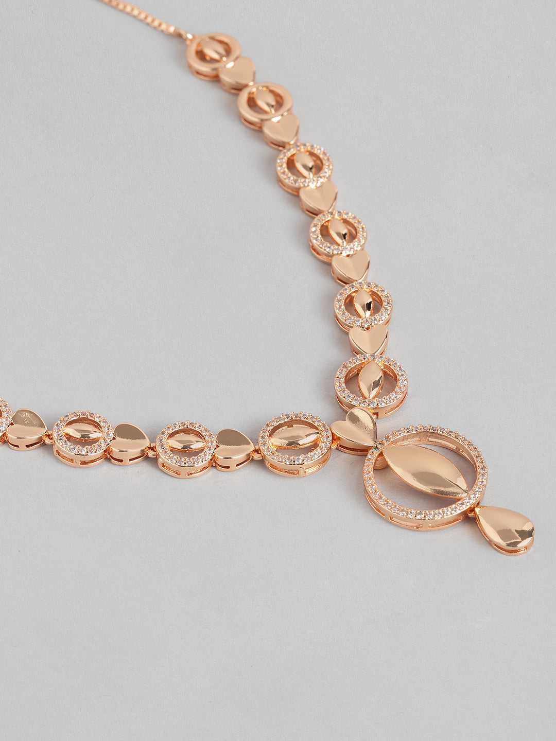 Bridal set,wedding set for women,golden set,necklace ,partywear jewellery for women,jewellery for wedding,choker set,bollywood jewellery,trendy jewellery set,designer jewellery,silver set,silver jewellery ,