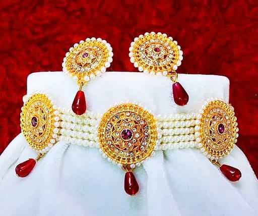 Incredible Round Shape Red Color Rajasthani Choker Set