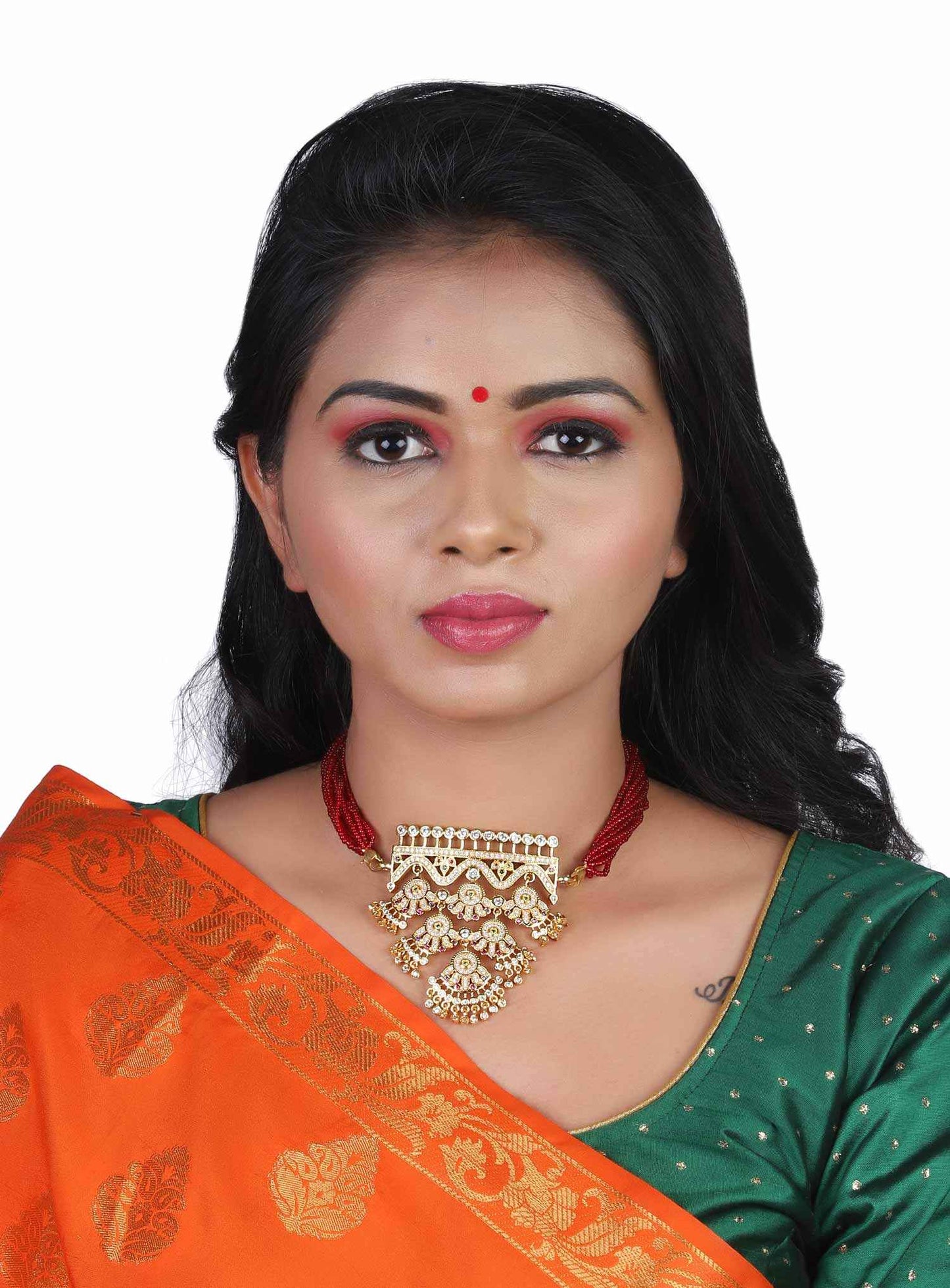 Beautifully Designed American Diamondswith Red Color Cheed Aad