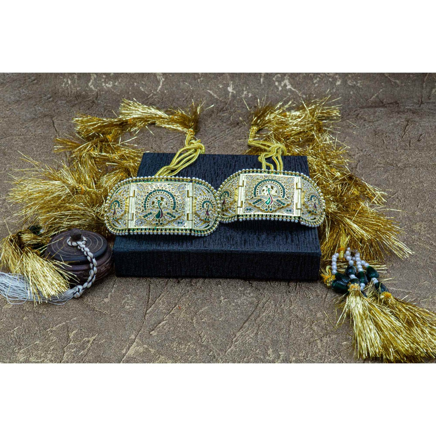 Royal Rajputi Golden Bajuband