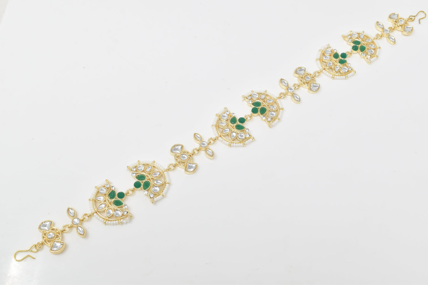 Rajputi Borla Mangtikka studded with Pearl Stone for women