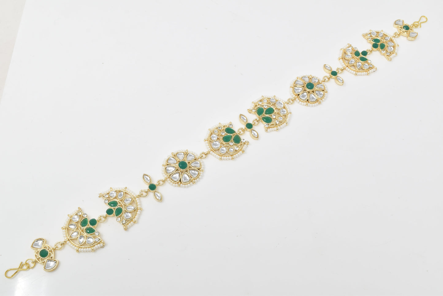 Rajputi Borla Mangtikka studded with Pearl Stone for women