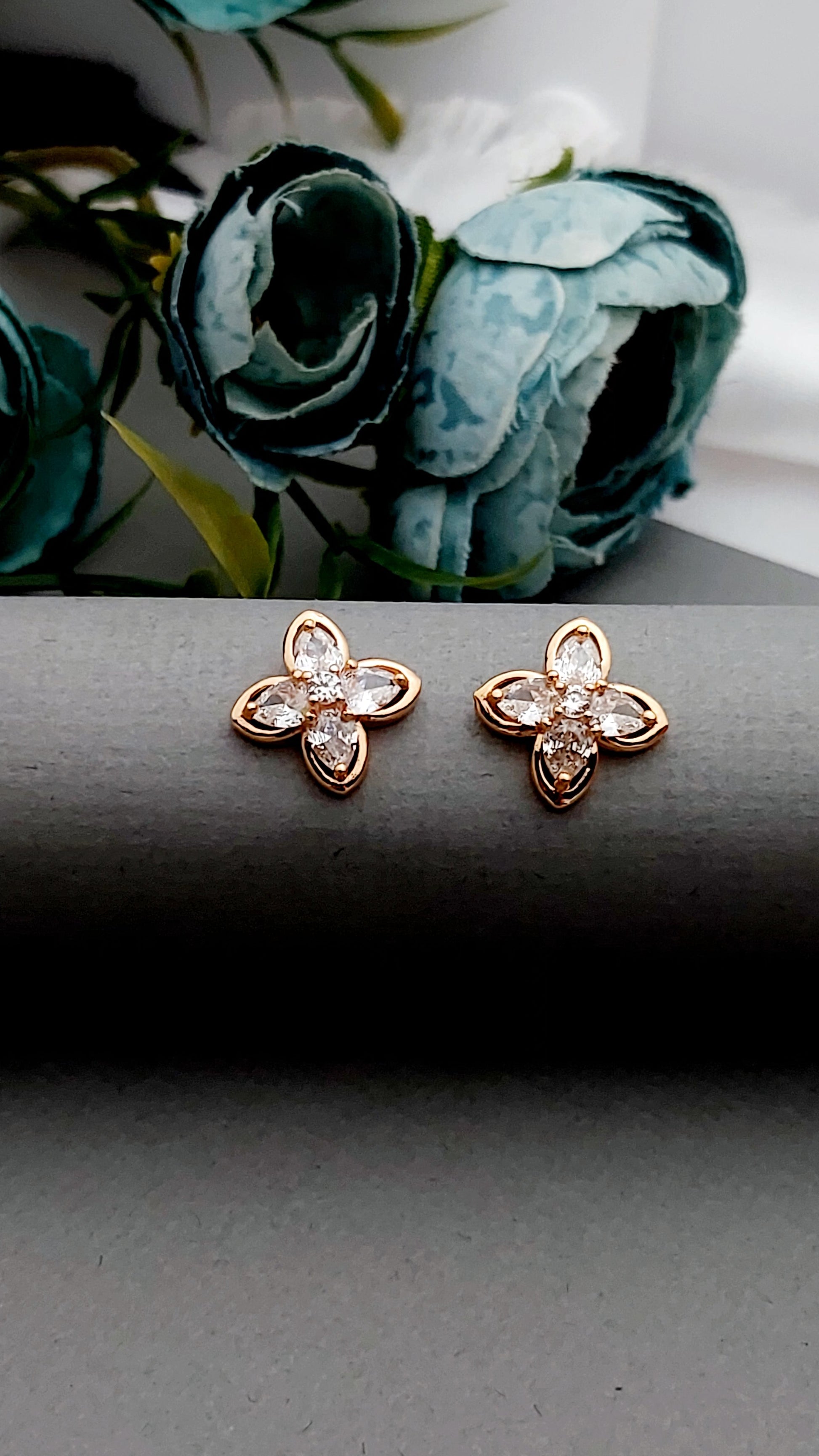 Rosegold earrings,studs,earrings for women,tops for women,latest earring,partywear stud earring