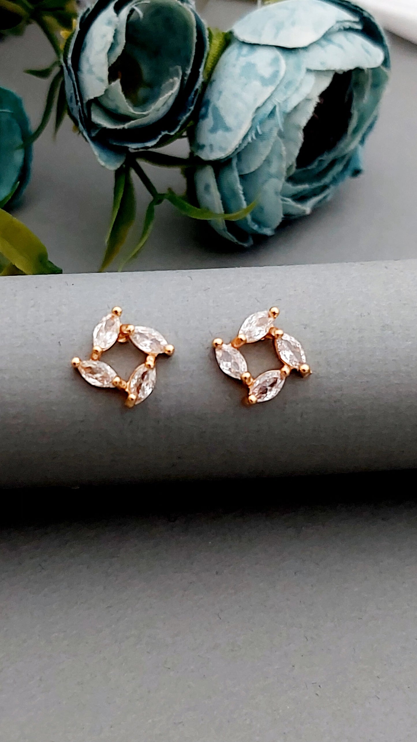 Rosegold earrings,studs,earrings for women,tops for women,latest earring,partywear stud earring