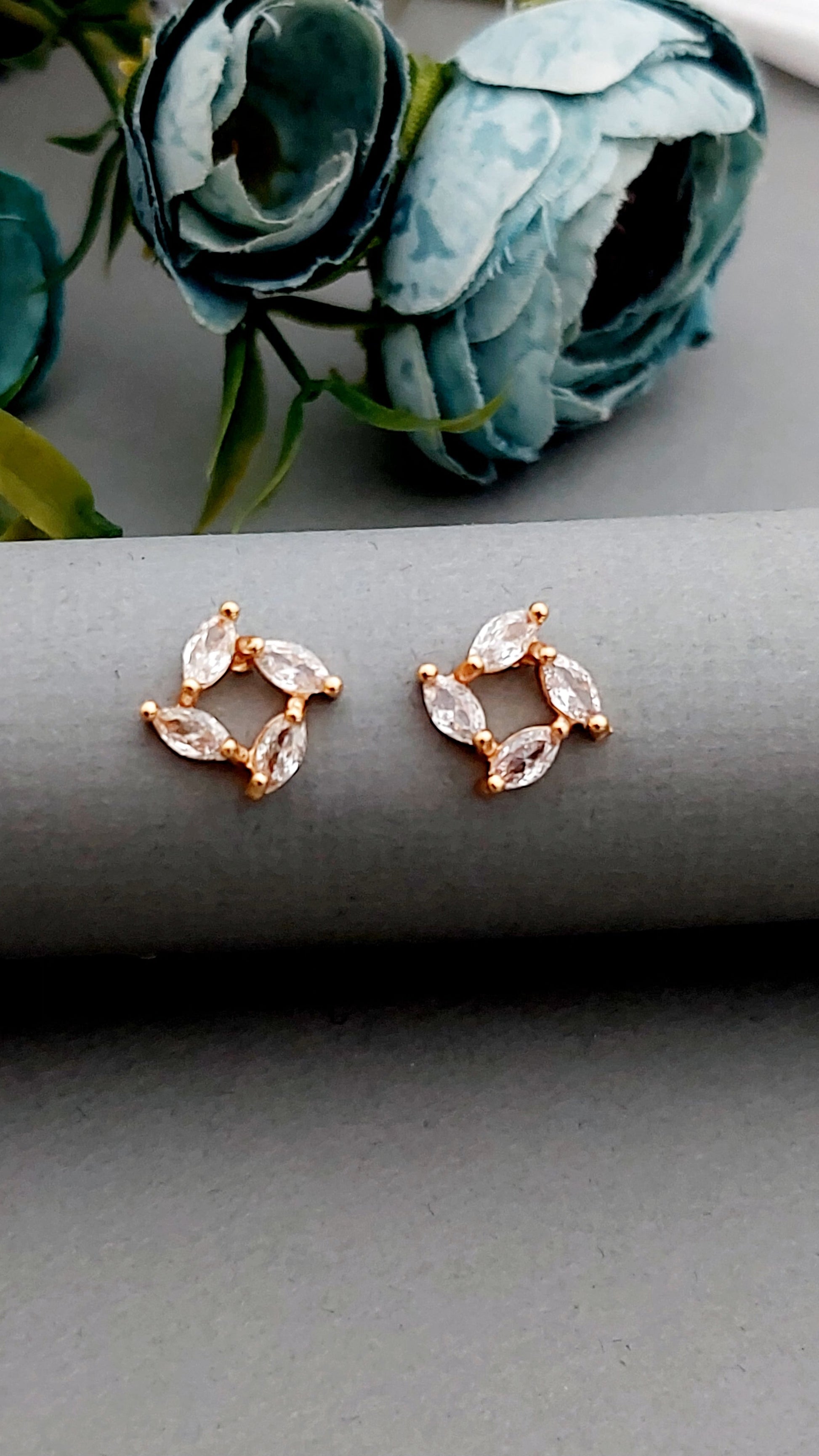 Rosegold earrings,studs,earrings for women,tops for women,latest earring,partywear stud earring