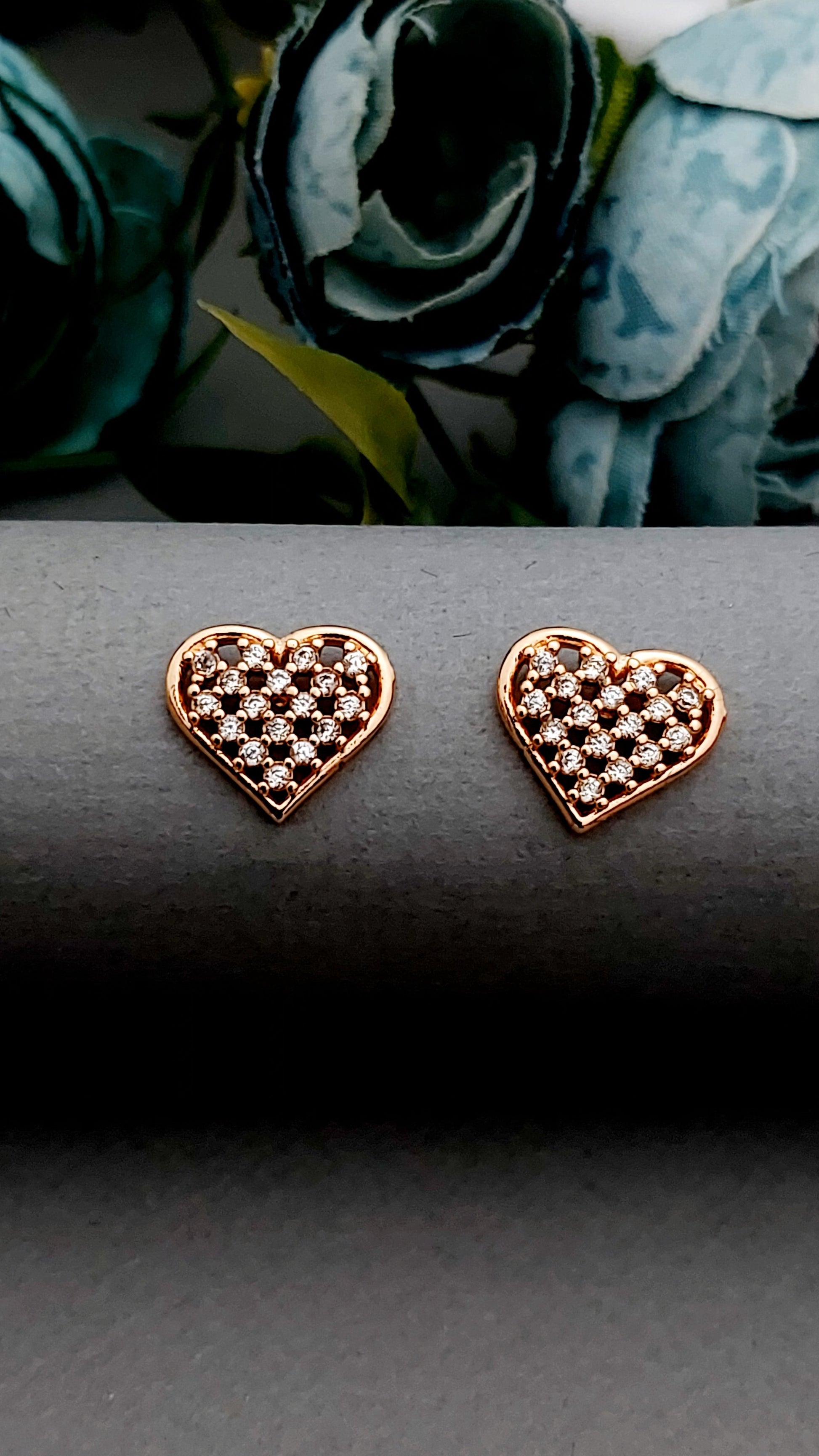 Rosegold earrings,studs,earrings for women,tops for women,latest earring,partywear stud earring