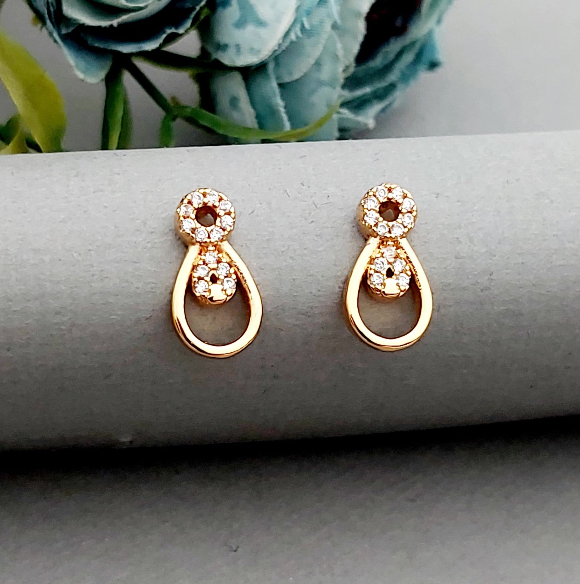Rosegold earrings,studs,earrings for women,tops for women,latest earring,partywear stud earring