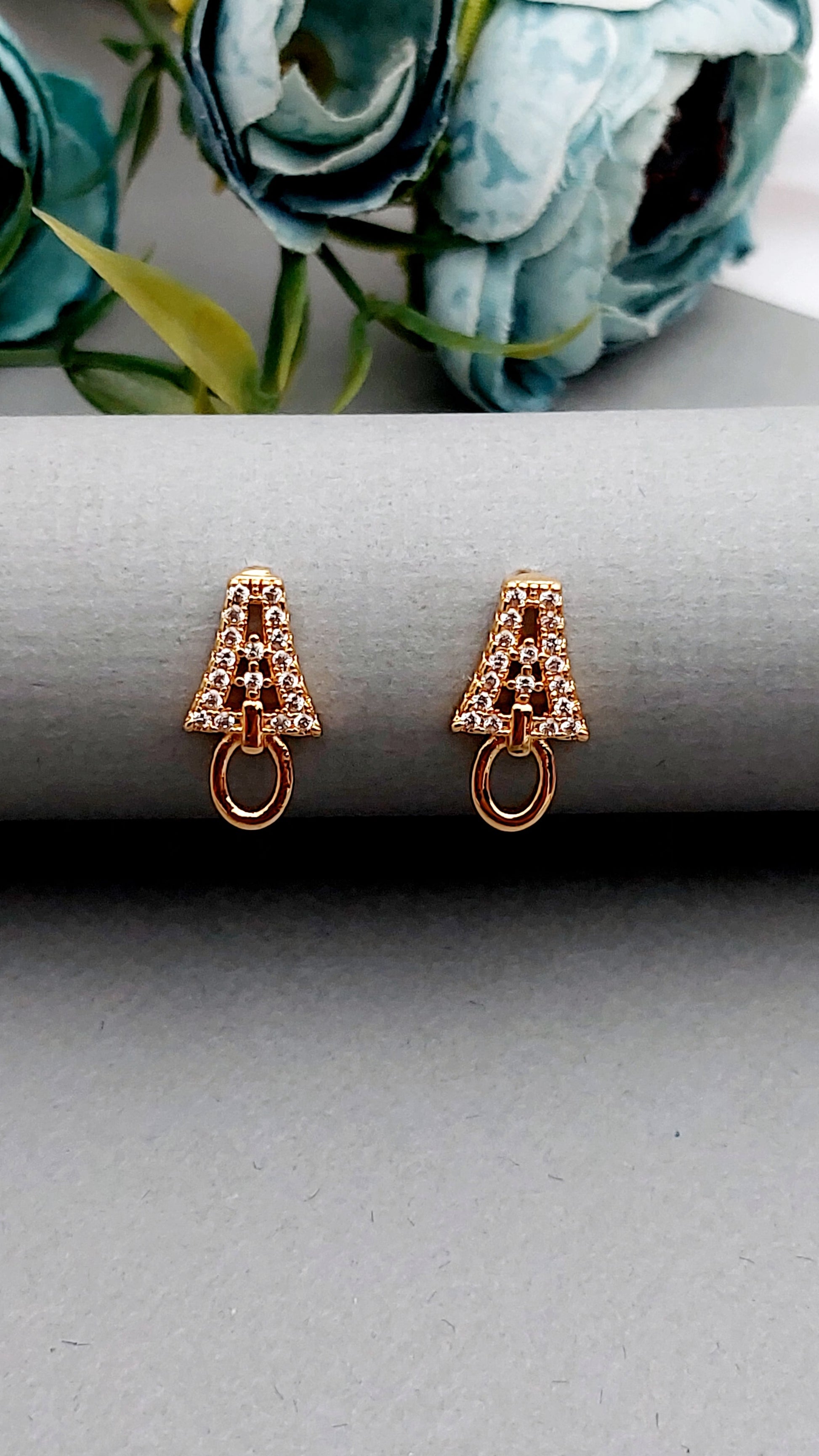 Rosegold earrings,studs,earrings for women,tops for women,latest earring,partywear stud earring