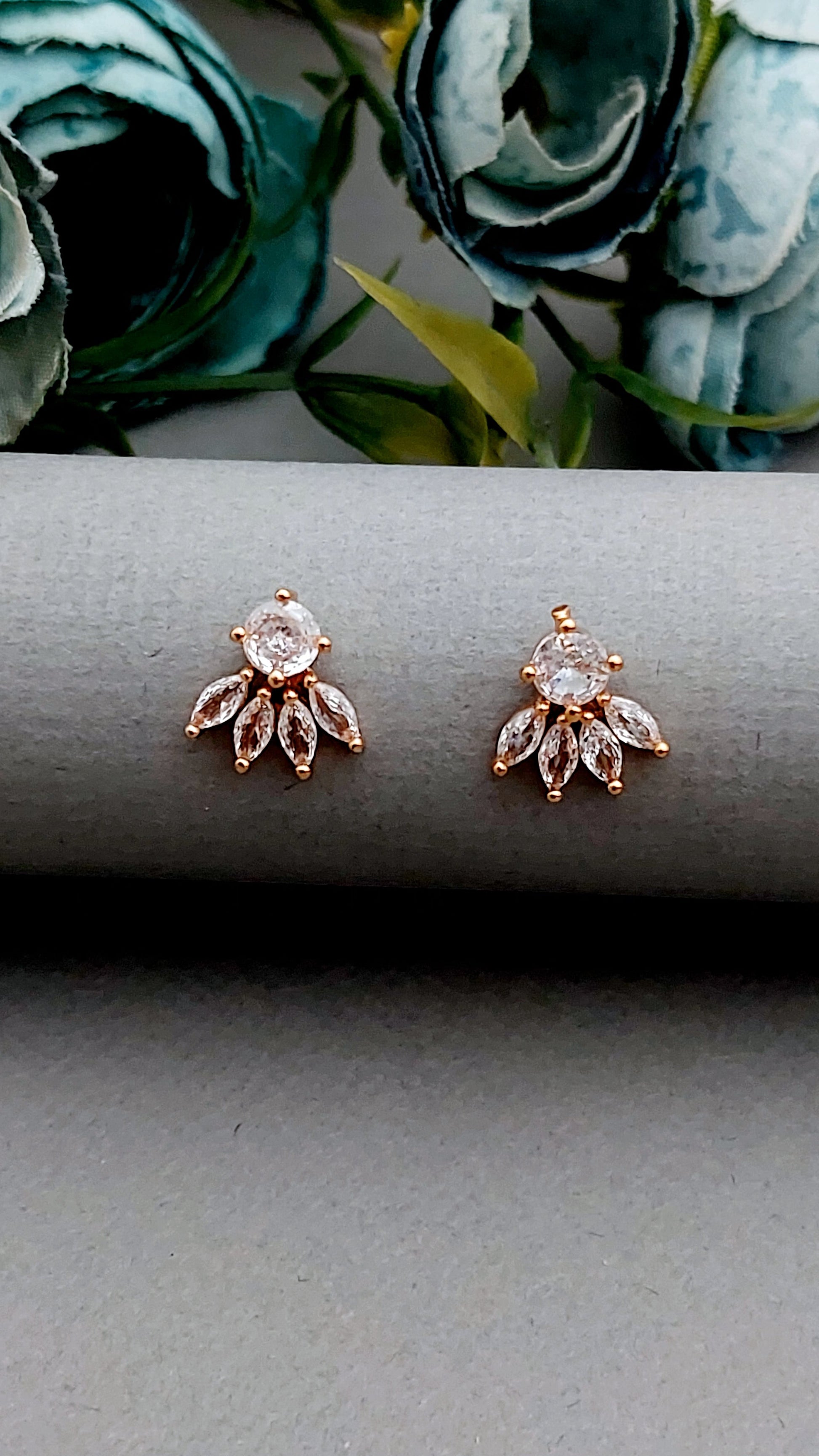 Rosegold earrings,studs,earrings for women,tops for women,latest earring,partywear stud earring