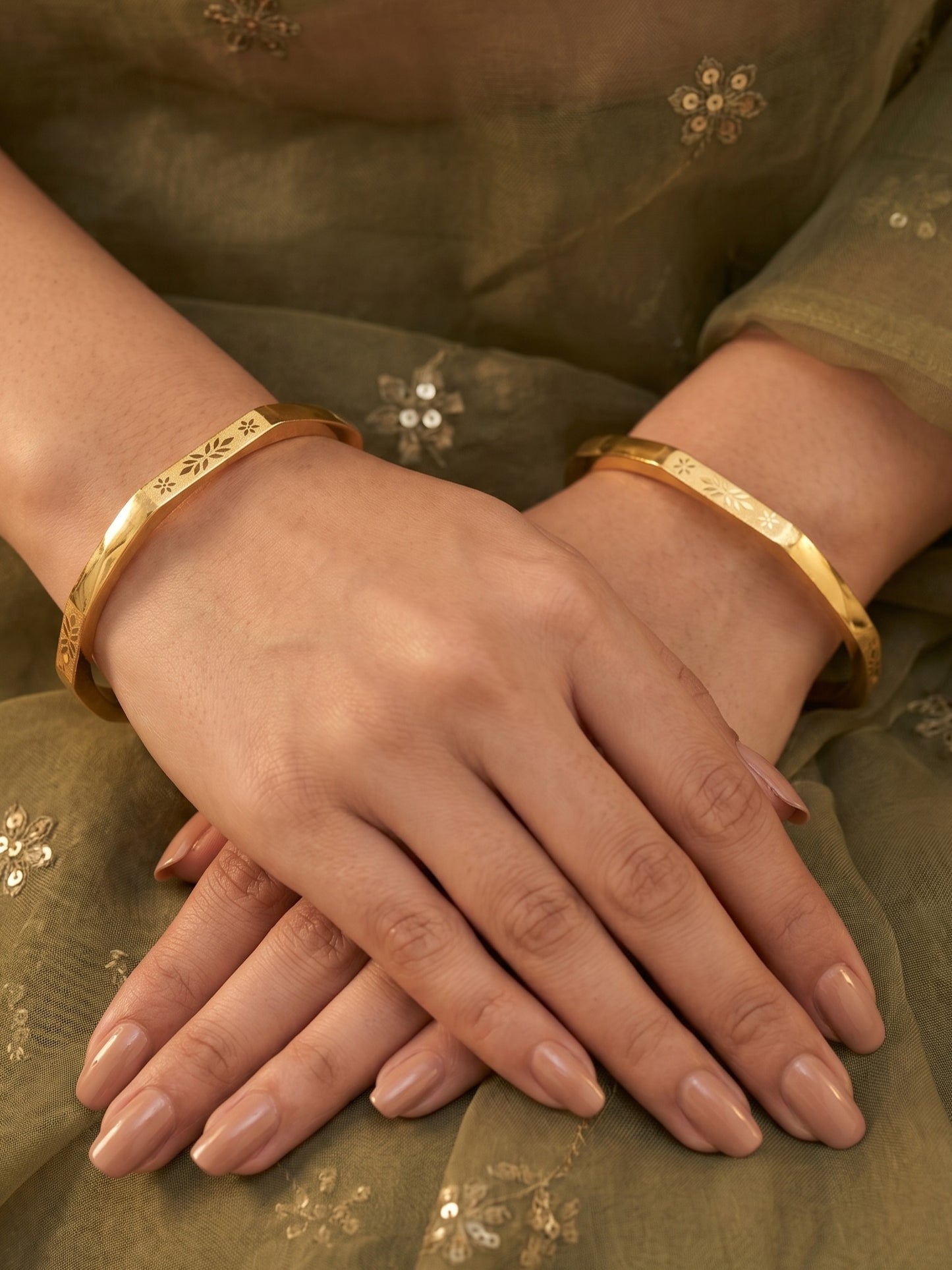 Bangles,bangle