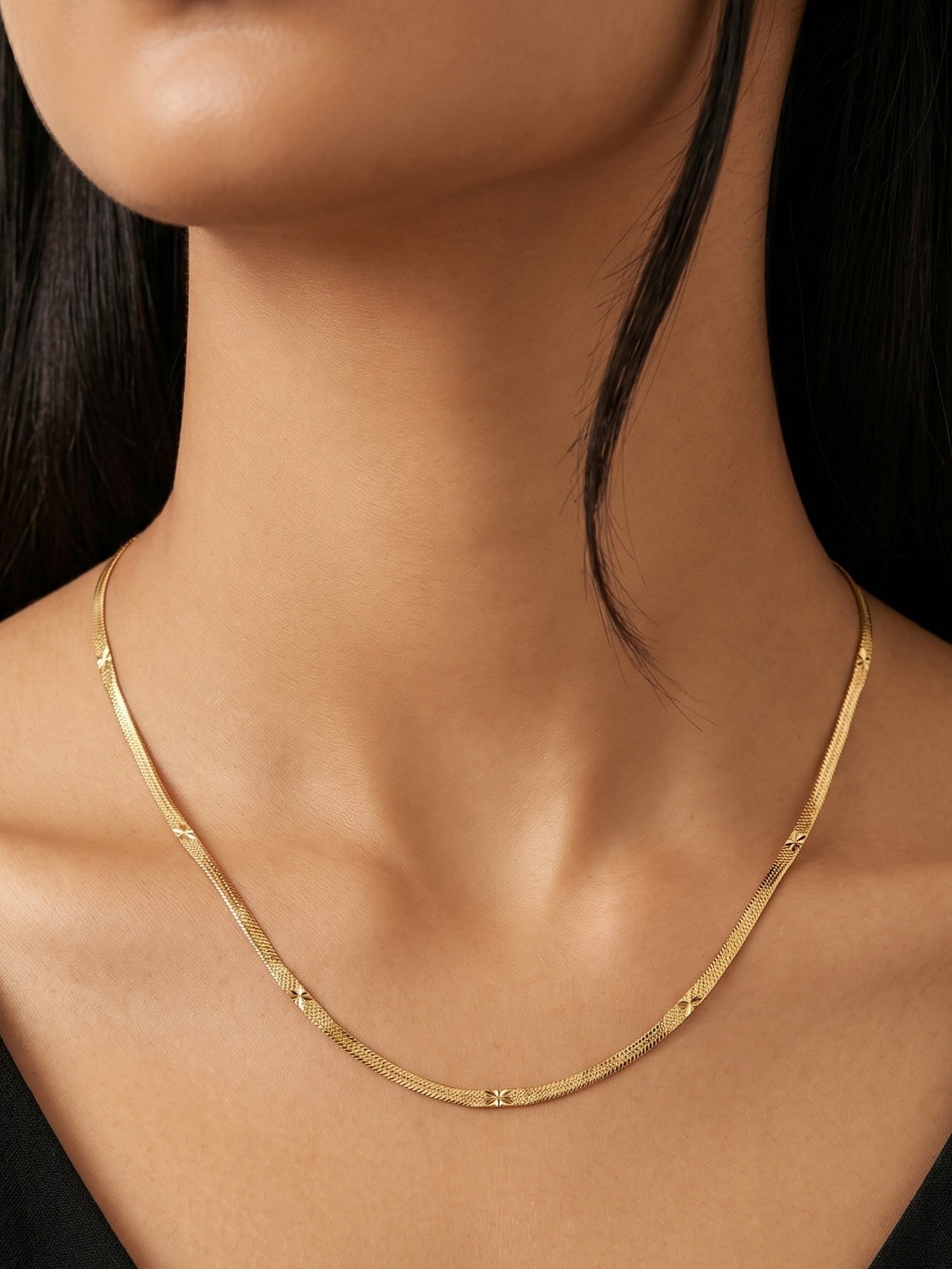 Stylish Chain with Secure Lobster Clasp Closure for Women and Girls