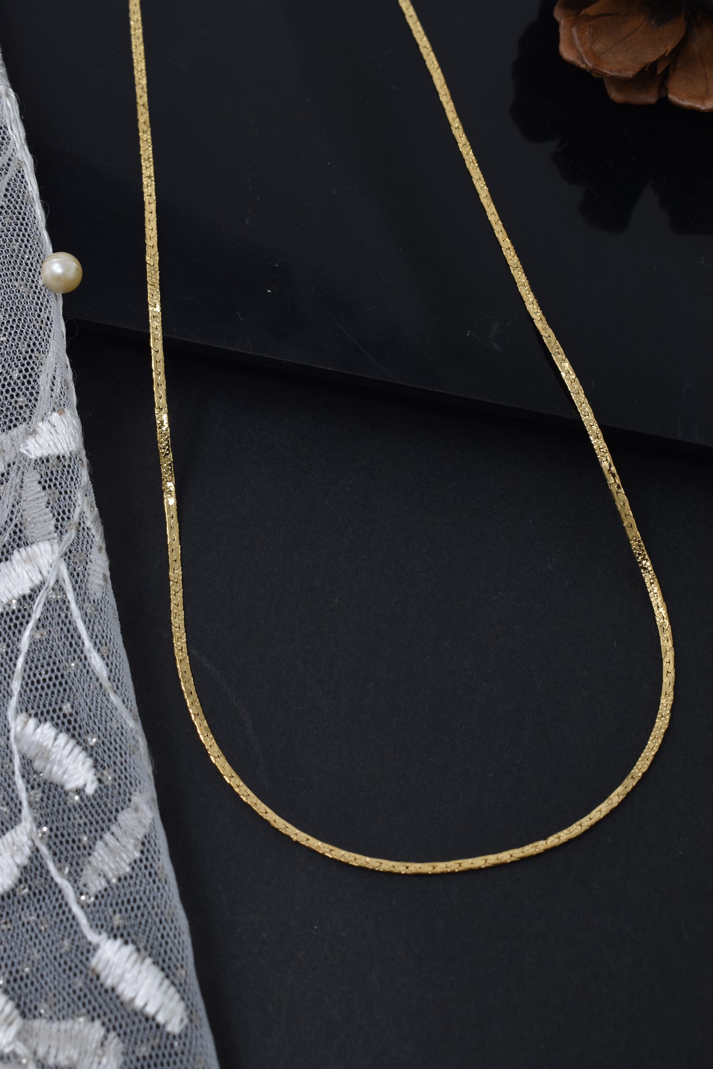 Stylish Chain with Secure Lobster Clasp Closure for Women and Girls