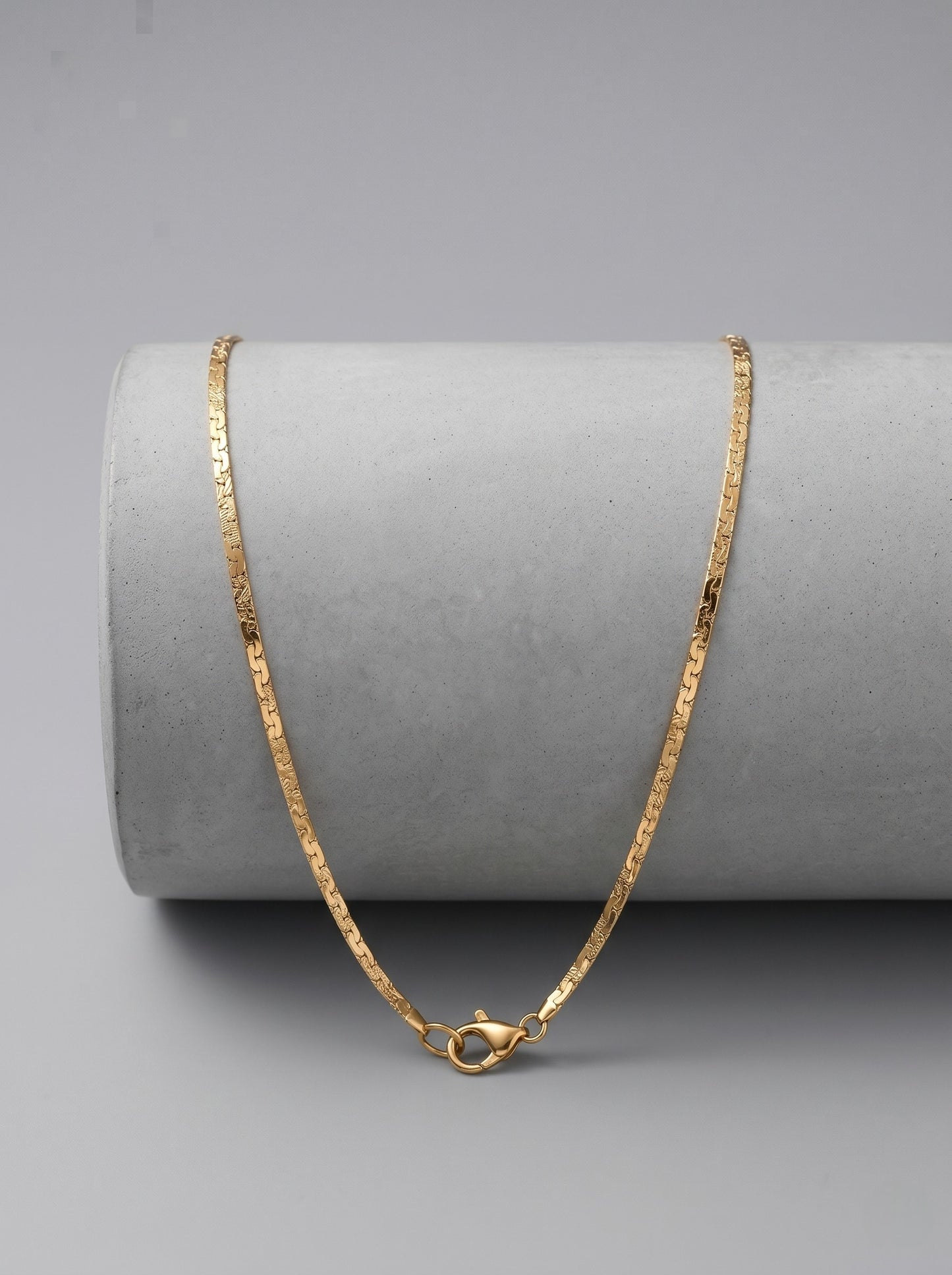 Stylish Chain with Secure Lobster Clasp Closure for Women and Girls