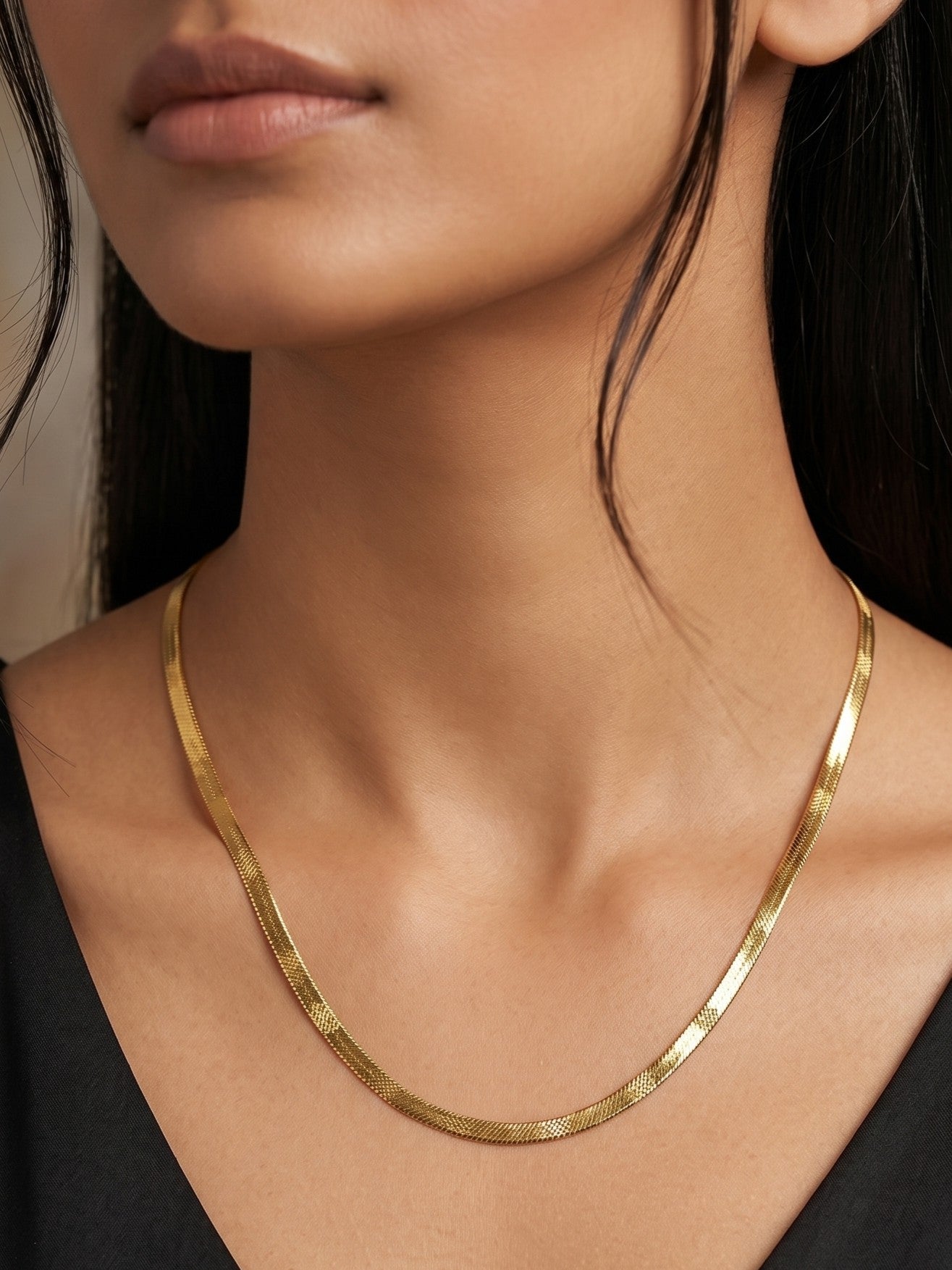 Stylish Chain with Secure Lobster Clasp Closure for Women and Girls