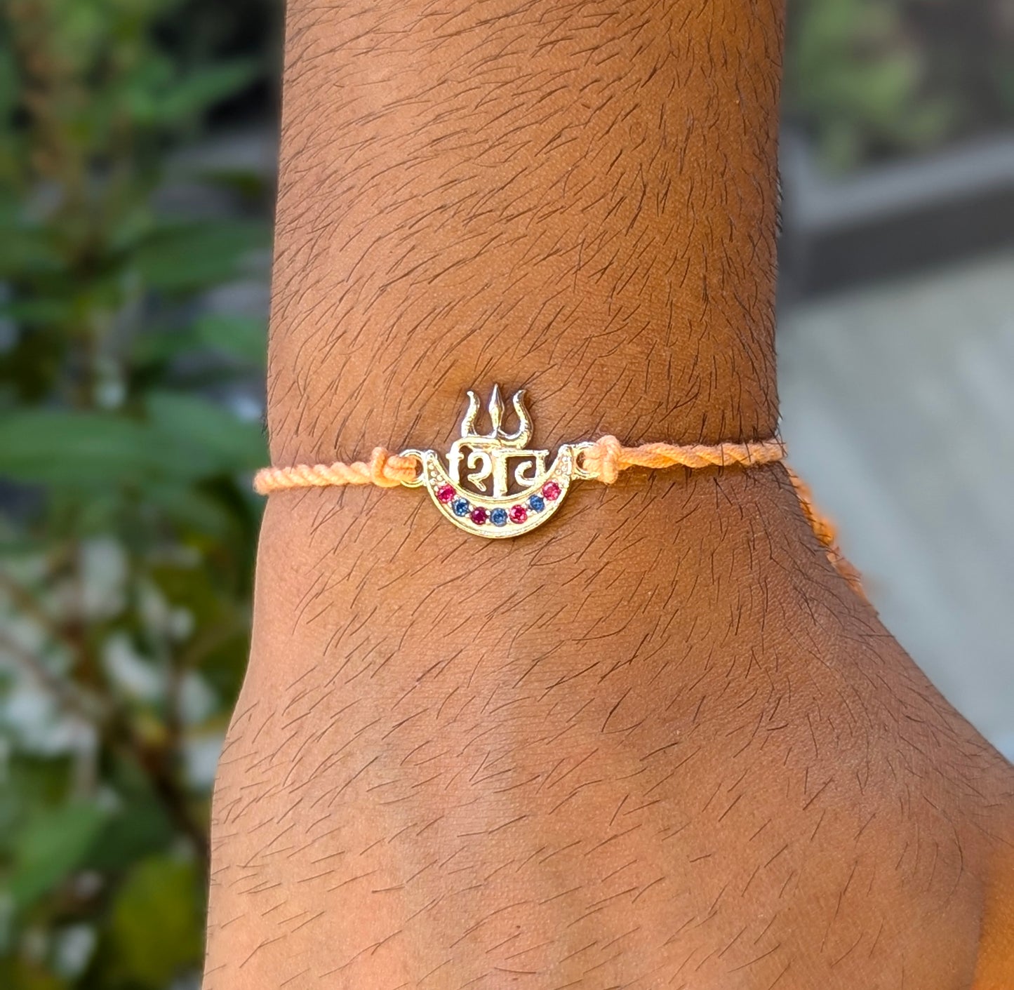 दिव्य अग्नि - शिव त्रिशूल राखी 925 चांदी की राखी