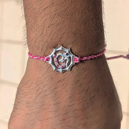 OM Pulse – Meditative Thread 925 Silver Rakhi