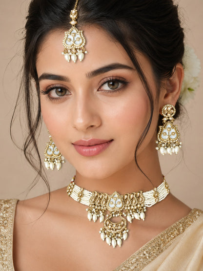 Kundan and Beaded Choker, Earring and Maang Tikka Jewellery Set for Women