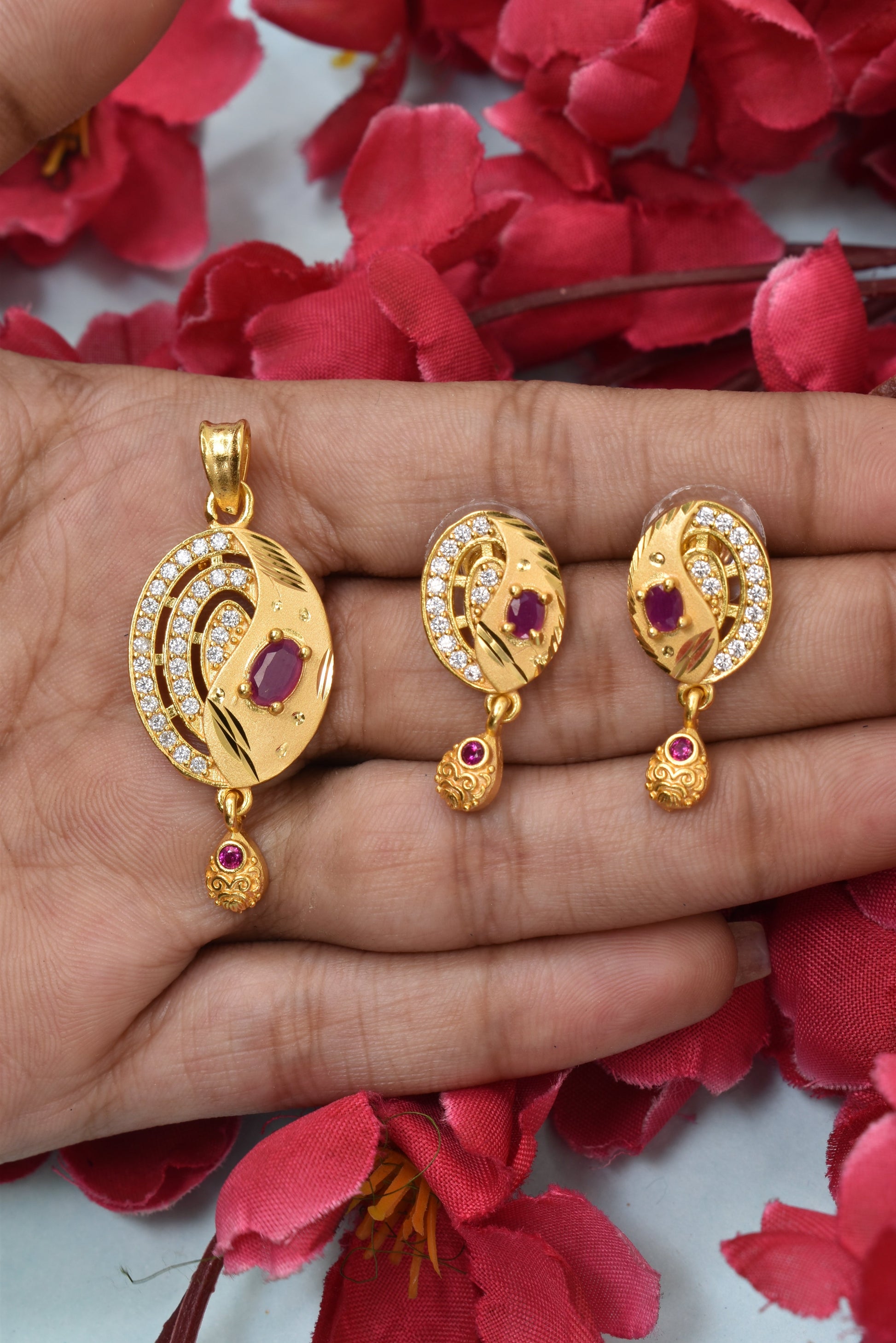 Luxury Micro Brass Metal Gold-Plated Pendant & Earring Set