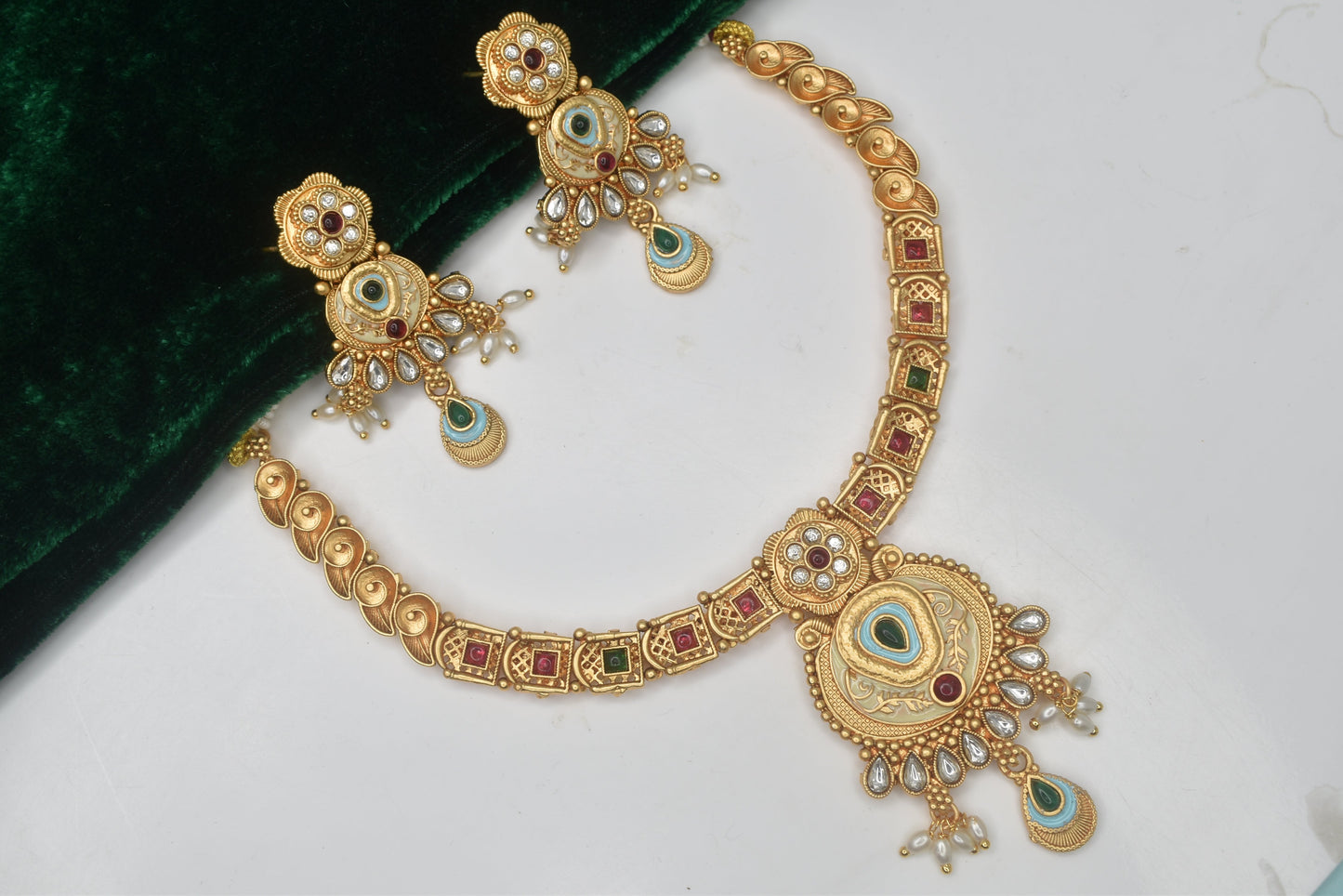 Meira Jewellery Premium Gold plated Royal Queen Look Antique DesignerKundan with Meenakari Luxurious Beautiful wedding wear Necklace set for women n Girls