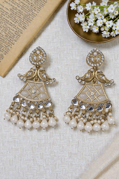 kundan jhumka,meenakari earrings,kahmiri earring,chandbali,chandelier earrings, dome jhumkas,pearl cluster jhumka, long earrings,heavy earrings,big earrings,designer earrings,latest design,new design