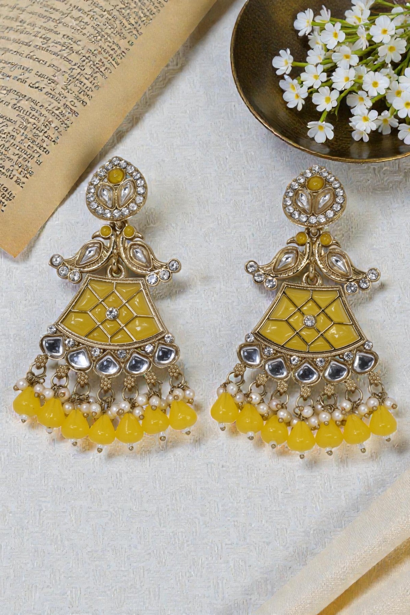 kundan jhumka,meenakari earrings,kahmiri earring,chandbali,chandelier earrings, dome jhumkas,pearl cluster jhumka, long earrings,heavy earrings,big earrings,designer earrings,latest design,new design