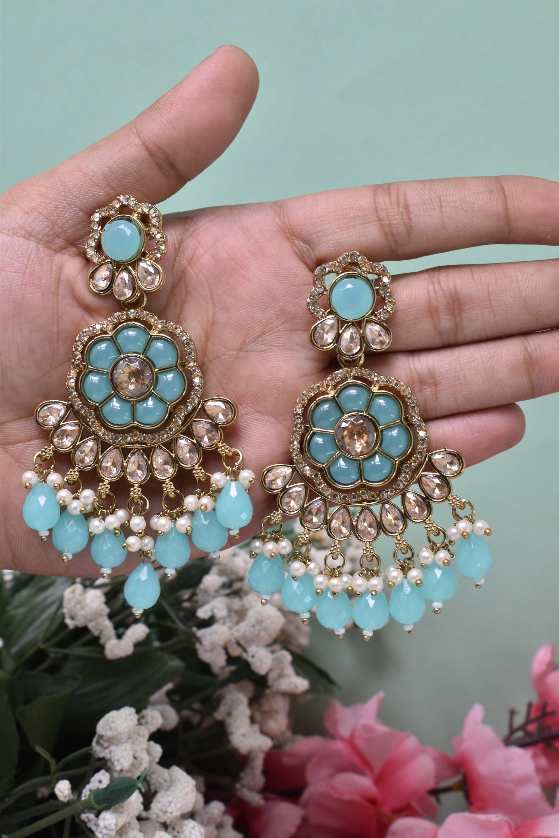 kundan jhumka,meenakari earrings,kahmiri earring,chandbali,chandelier earrings, dome jhumkas,pearl cluster jhumka, long earrings,heavy earrings,big earrings,designer earrings,latest design,new design