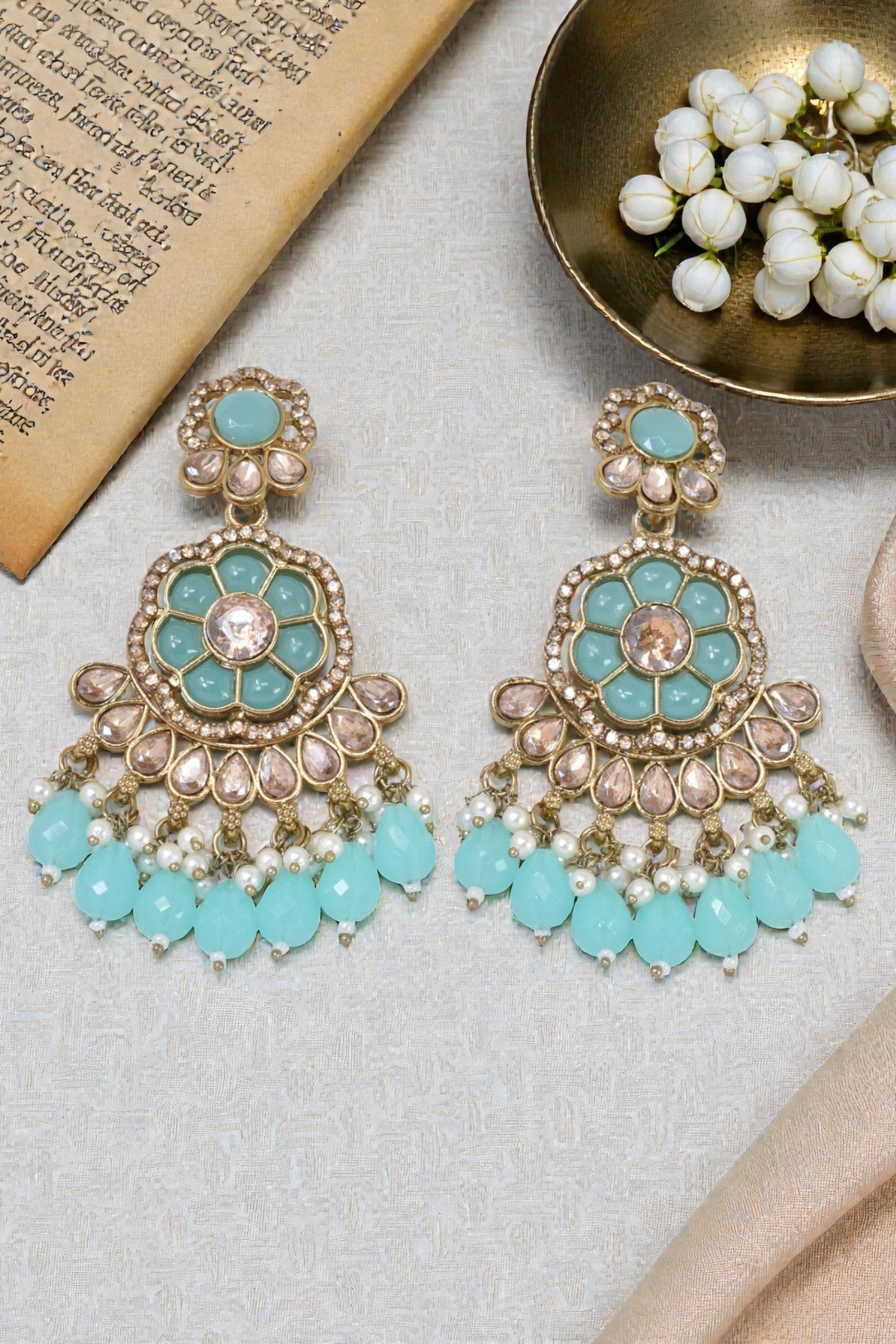 kundan jhumka,meenakari earrings,kahmiri earring,chandbali,chandelier earrings, dome jhumkas,pearl cluster jhumka, long earrings,heavy earrings,big earrings,designer earrings,latest design,new design