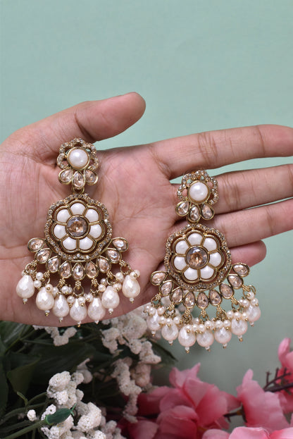 kundan jhumka,meenakari earrings,kahmiri earring,chandbali,chandelier earrings, dome jhumkas,pearl cluster jhumka, long earrings,heavy earrings,big earrings,designer earrings,latest design,new design