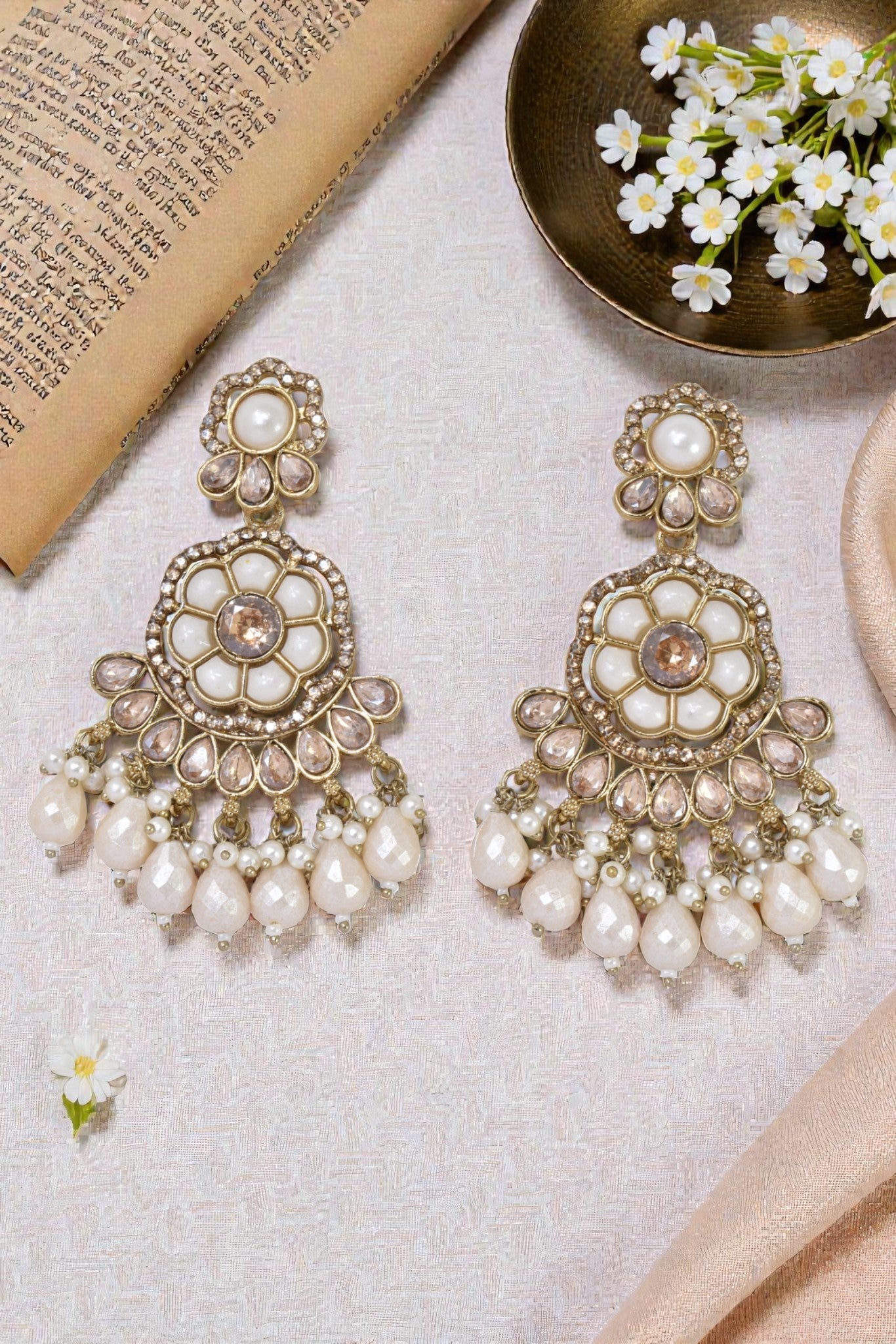 kundan jhumka,meenakari earrings,kahmiri earring,chandbali,chandelier earrings, dome jhumkas,pearl cluster jhumka, long earrings,heavy earrings,big earrings,designer earrings,latest design,new design