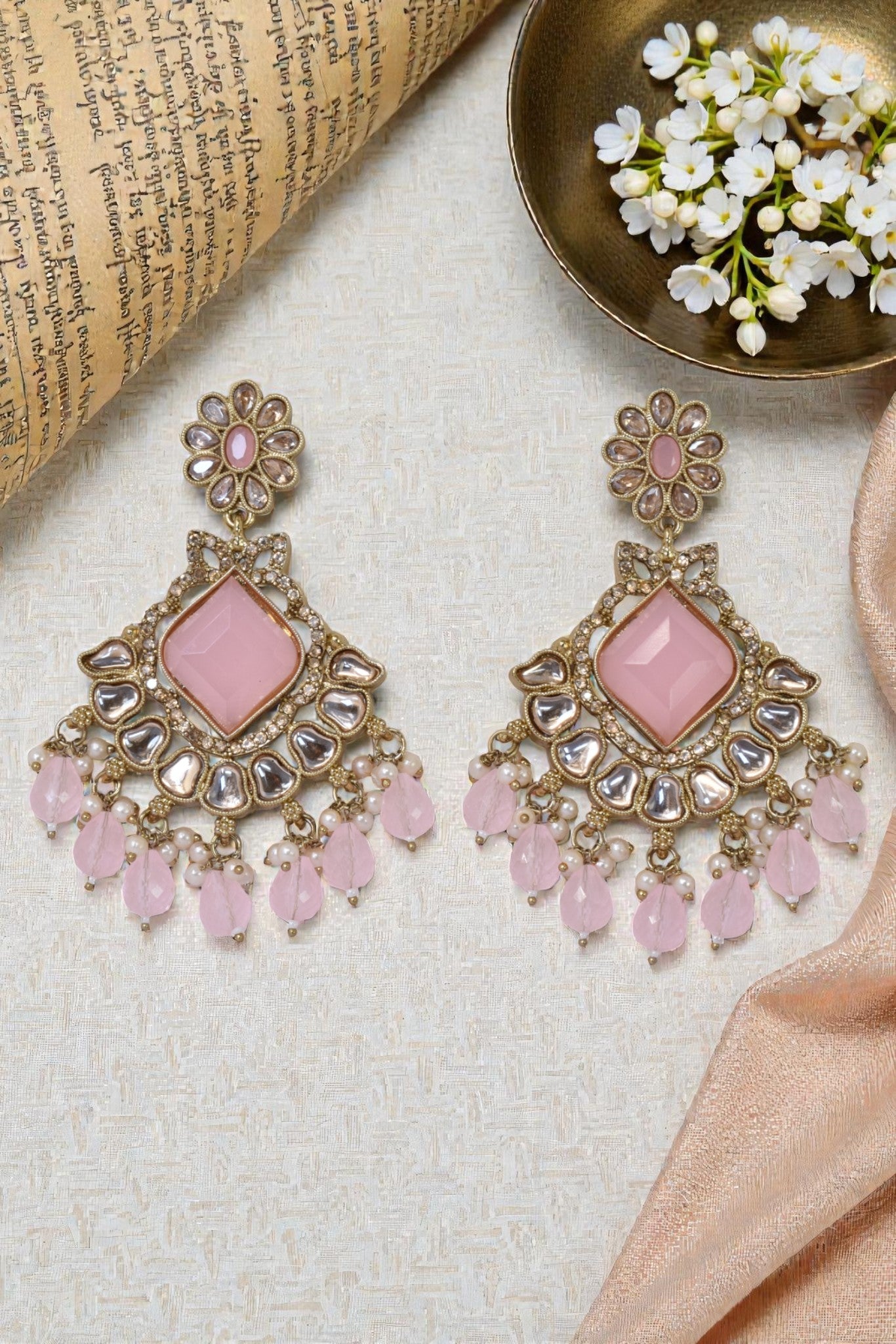 kundan jhumka,meenakari earrings,kahmiri earring,chandbali,chandelier earrings, dome jhumkas,pearl cluster jhumka, long earrings,heavy earrings,big earrings,designer earrings,latest design,new design