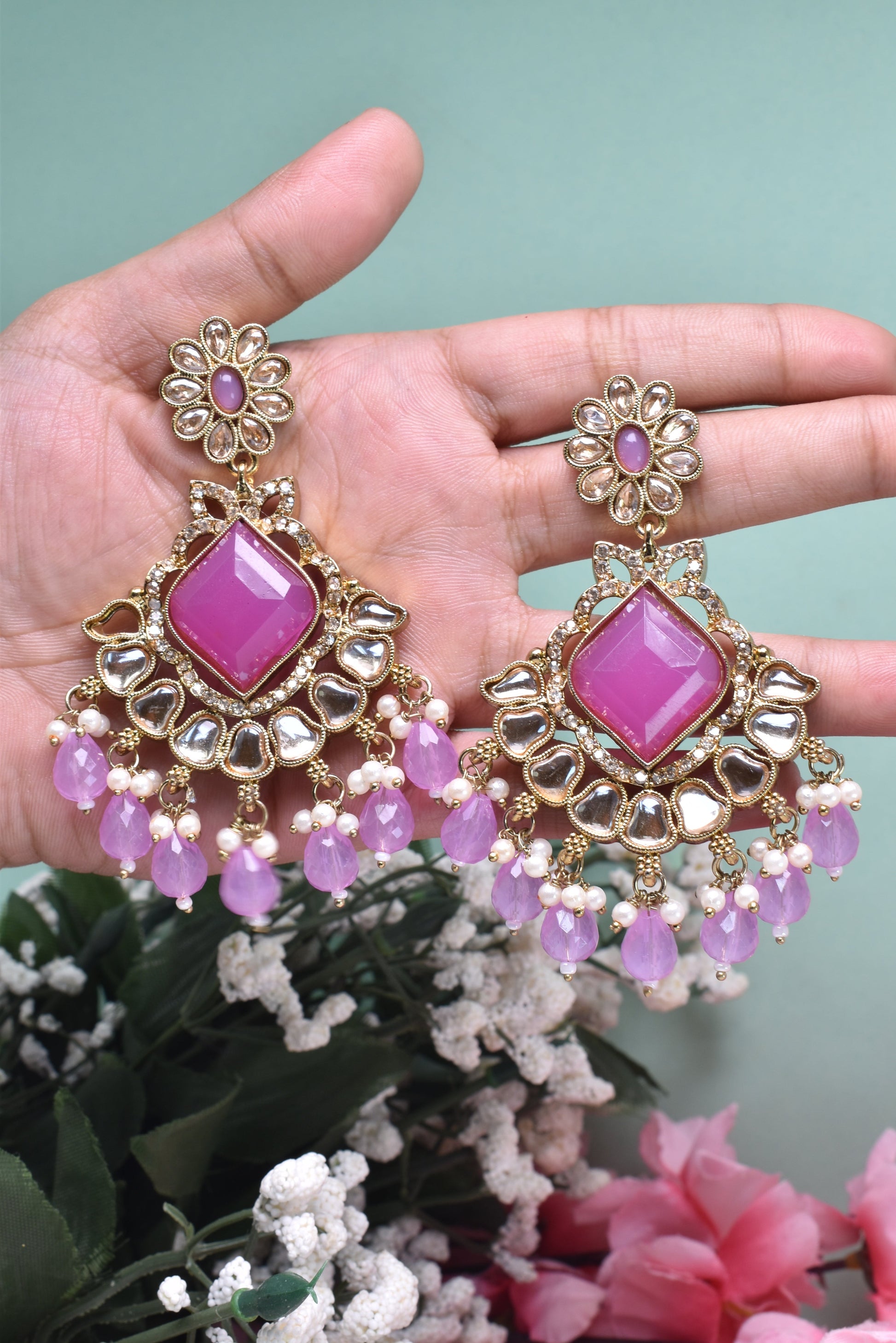 kundan jhumka,meenakari earrings,kahmiri earring,chandbali,chandelier earrings, dome jhumkas,pearl cluster jhumka, long earrings,heavy earrings,big earrings,designer earrings,latest design,new design