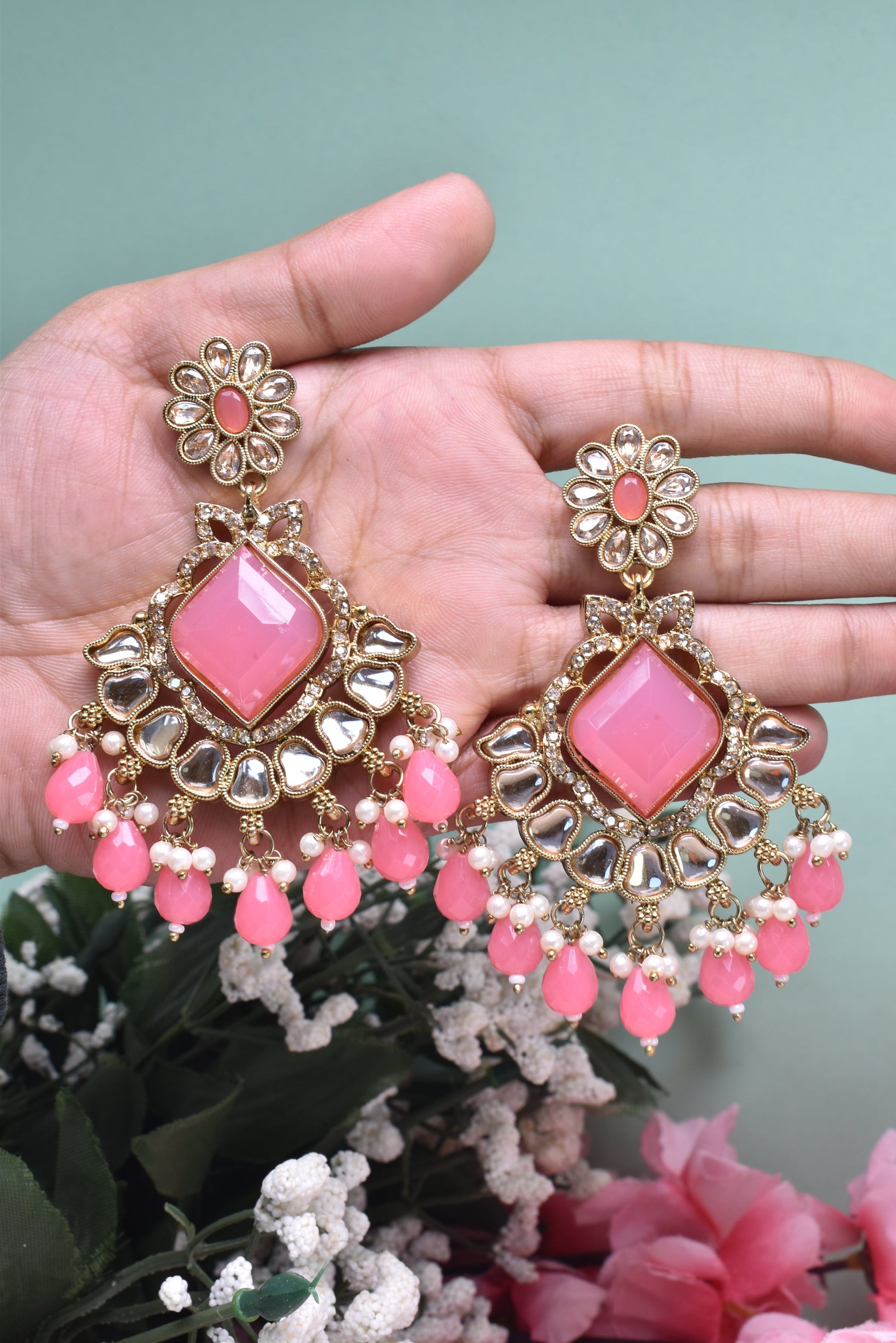 kundan jhumka,meenakari earrings,kahmiri earring,chandbali,chandelier earrings, dome jhumkas,pearl cluster jhumka, long earrings,heavy earrings,big earrings,designer earrings,latest design,new design
