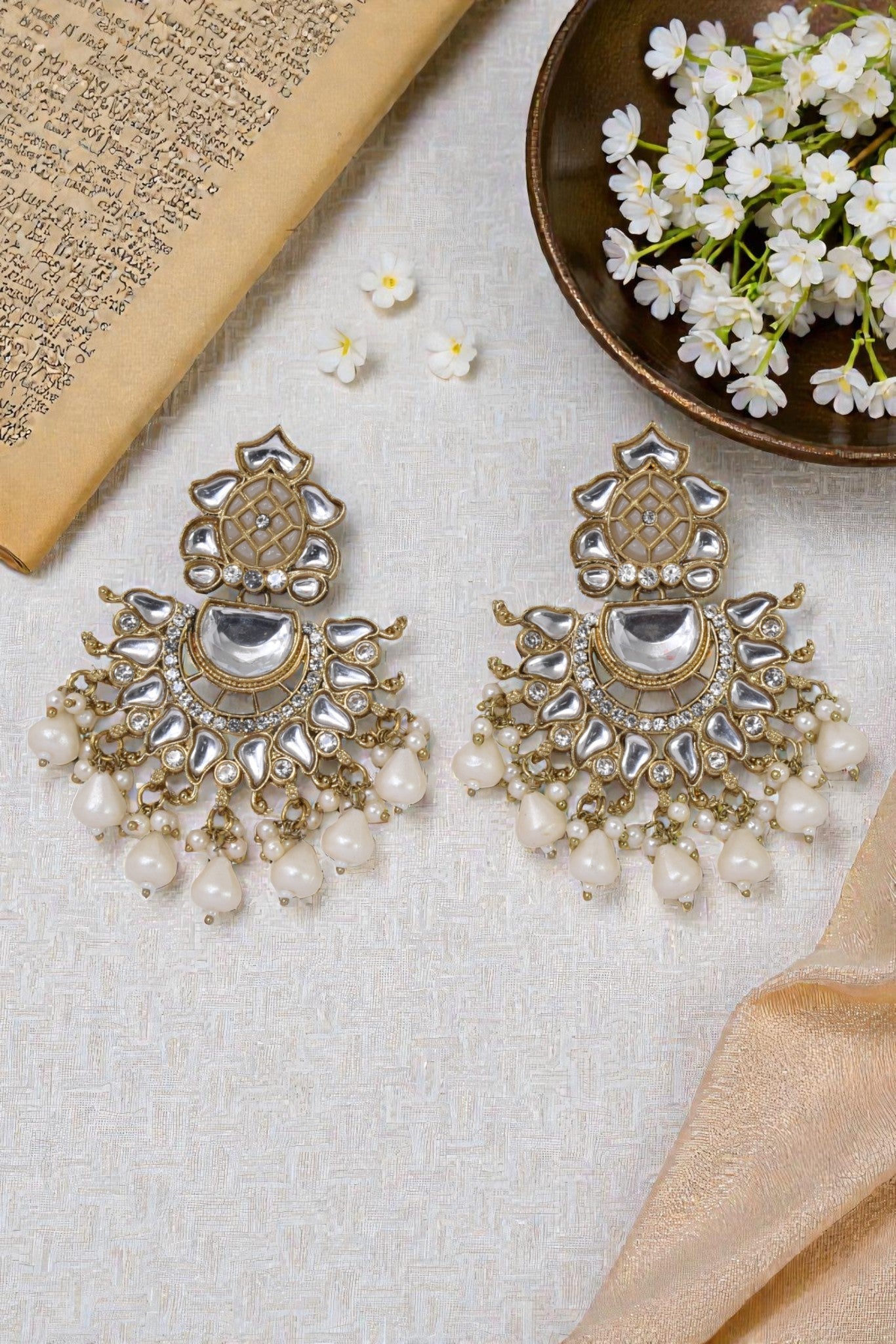 kundan jhumka,meenakari earrings,kahmiri earring,chandbali,chandelier earrings, dome jhumkas,pearl cluster jhumka, long earrings,heavy earrings,big earrings,designer earrings,latest design,new design