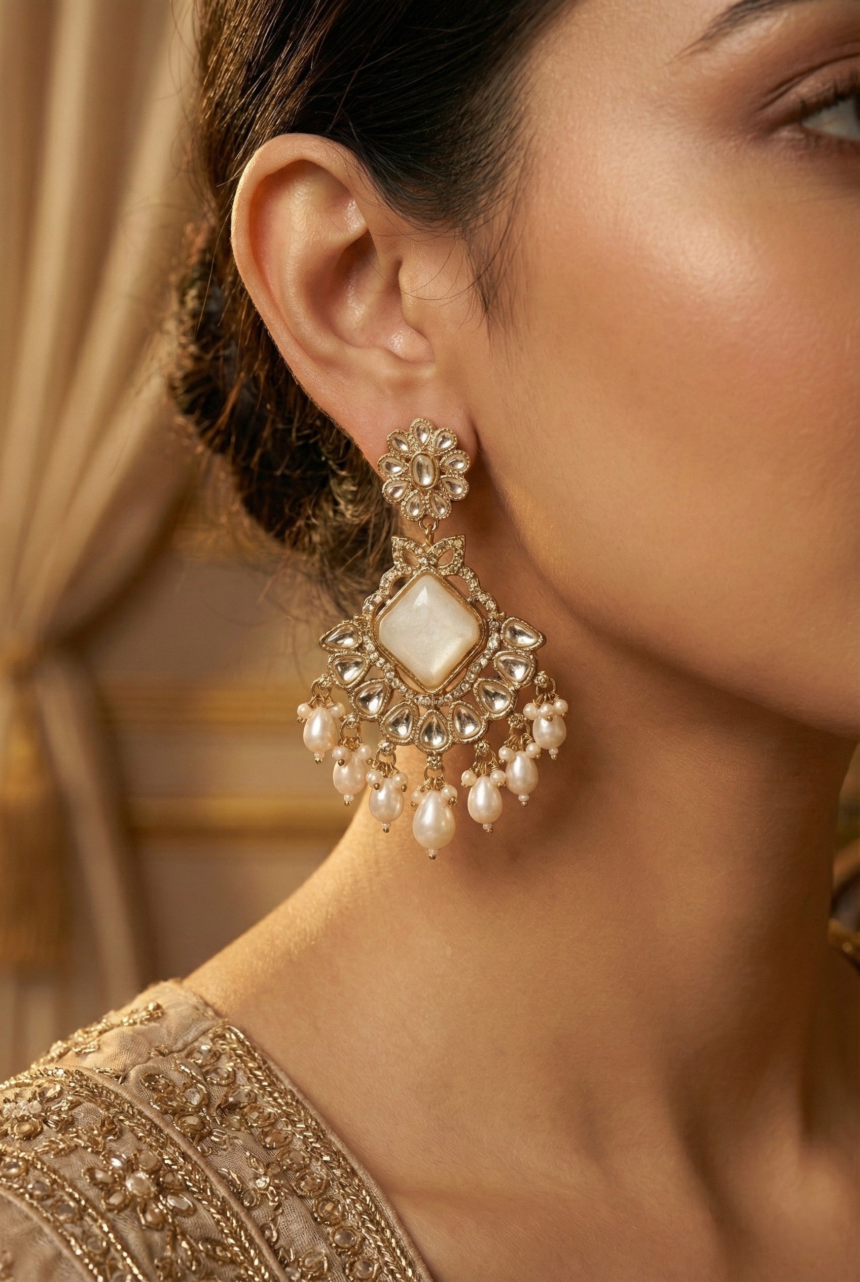 kundan jhumka,meenakari earrings,kahmiri earring,chandbali,chandelier earrings, dome jhumkas,pearl cluster jhumka, long earrings,heavy earrings,big earrings,designer earrings,latest design,new design