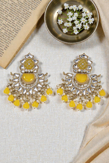 kundan jhumka,meenakari earrings,kahmiri earring,chandbali,chandelier earrings, dome jhumkas,pearl cluster jhumka, long earrings,heavy earrings,big earrings,designer earrings,latest design,new design