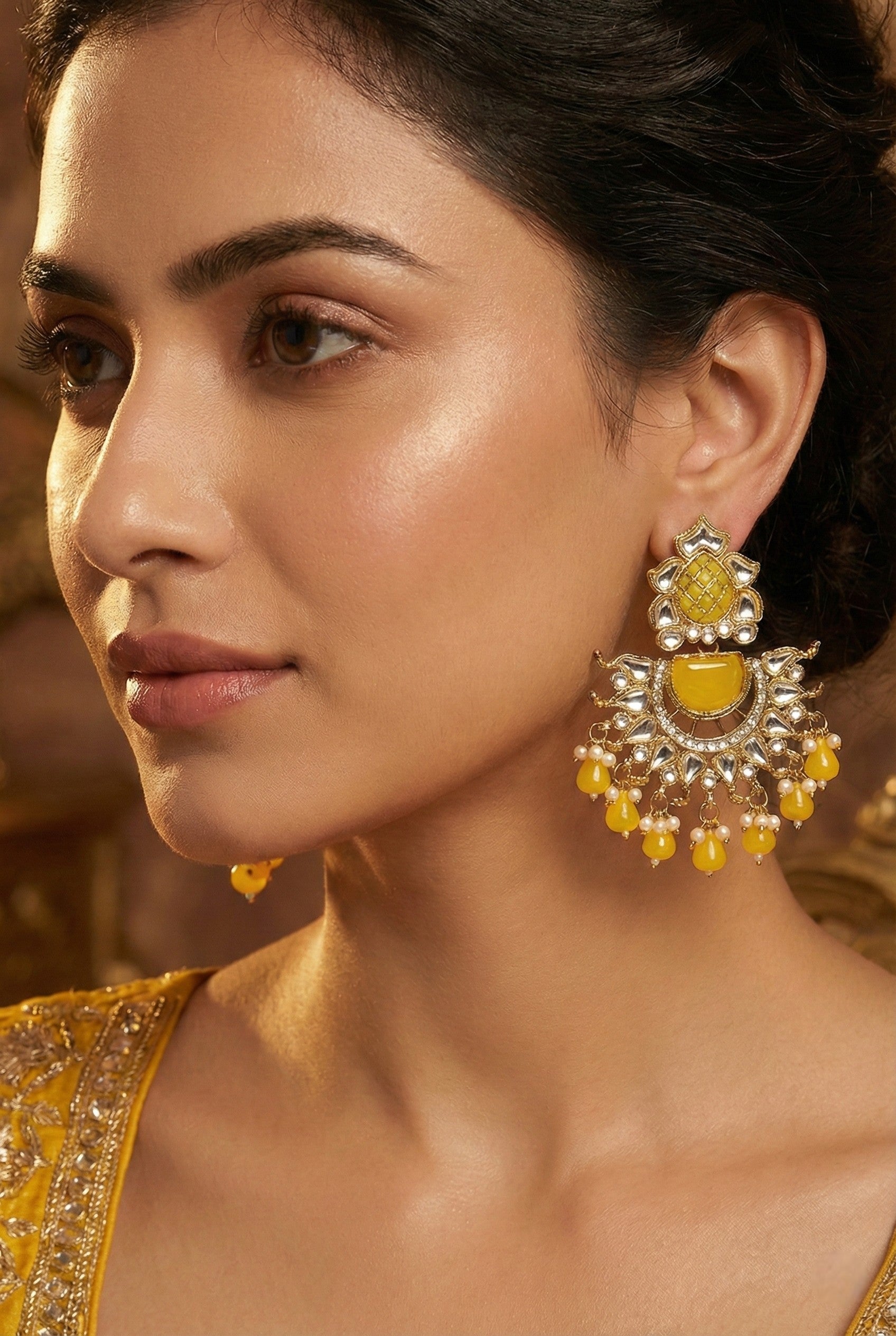 kundan jhumka,meenakari earrings,kahmiri earring,chandbali,chandelier earrings, dome jhumkas,pearl cluster jhumka, long earrings,heavy earrings,big earrings,designer earrings,latest design,new design