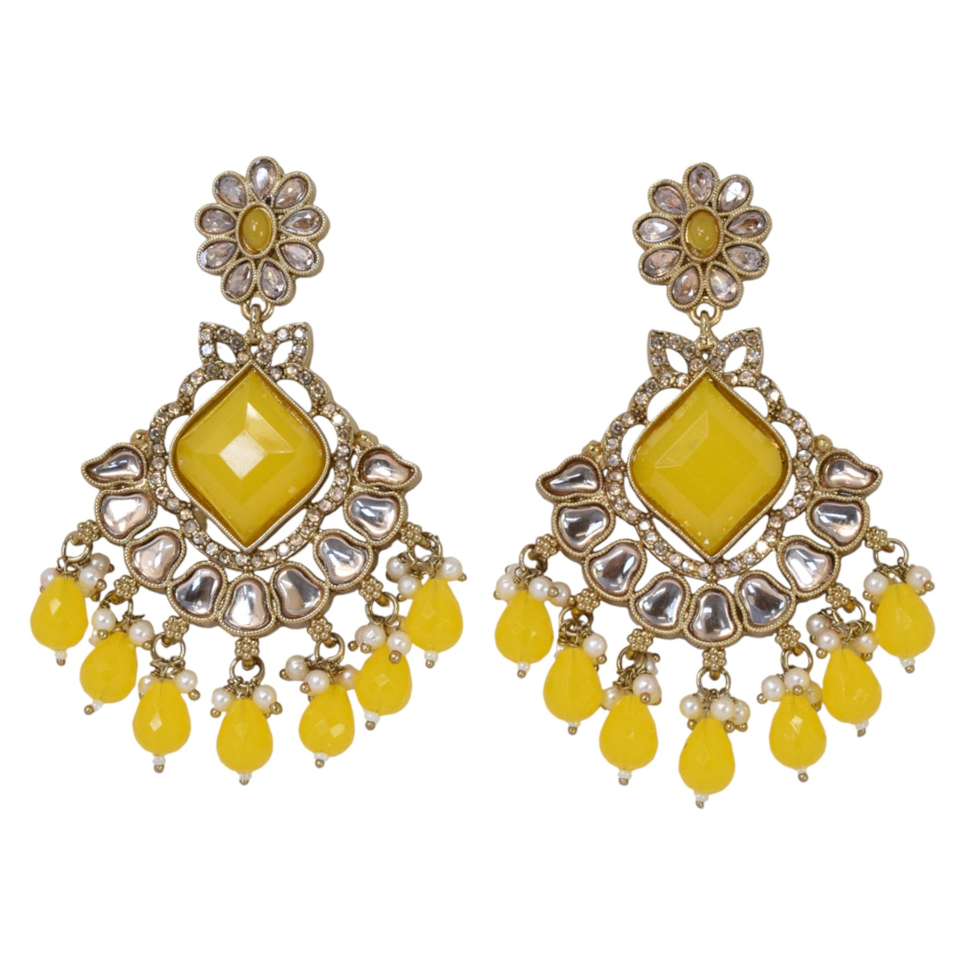 kundan jhumka,meenakari earrings,kahmiri earring,chandbali,chandelier earrings, dome jhumkas,pearl cluster jhumka, long earrings,heavy earrings,big earrings,designer earrings,latest design,new design