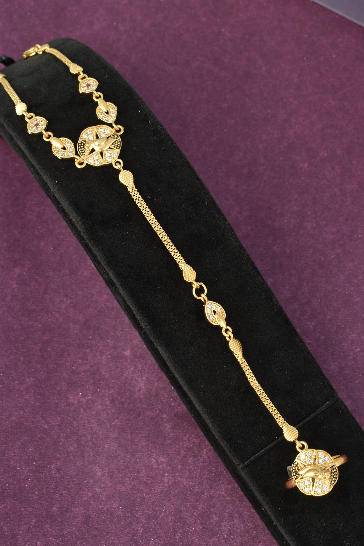 Traditional Pack of 1 Gold Plated AD Studded hathfool