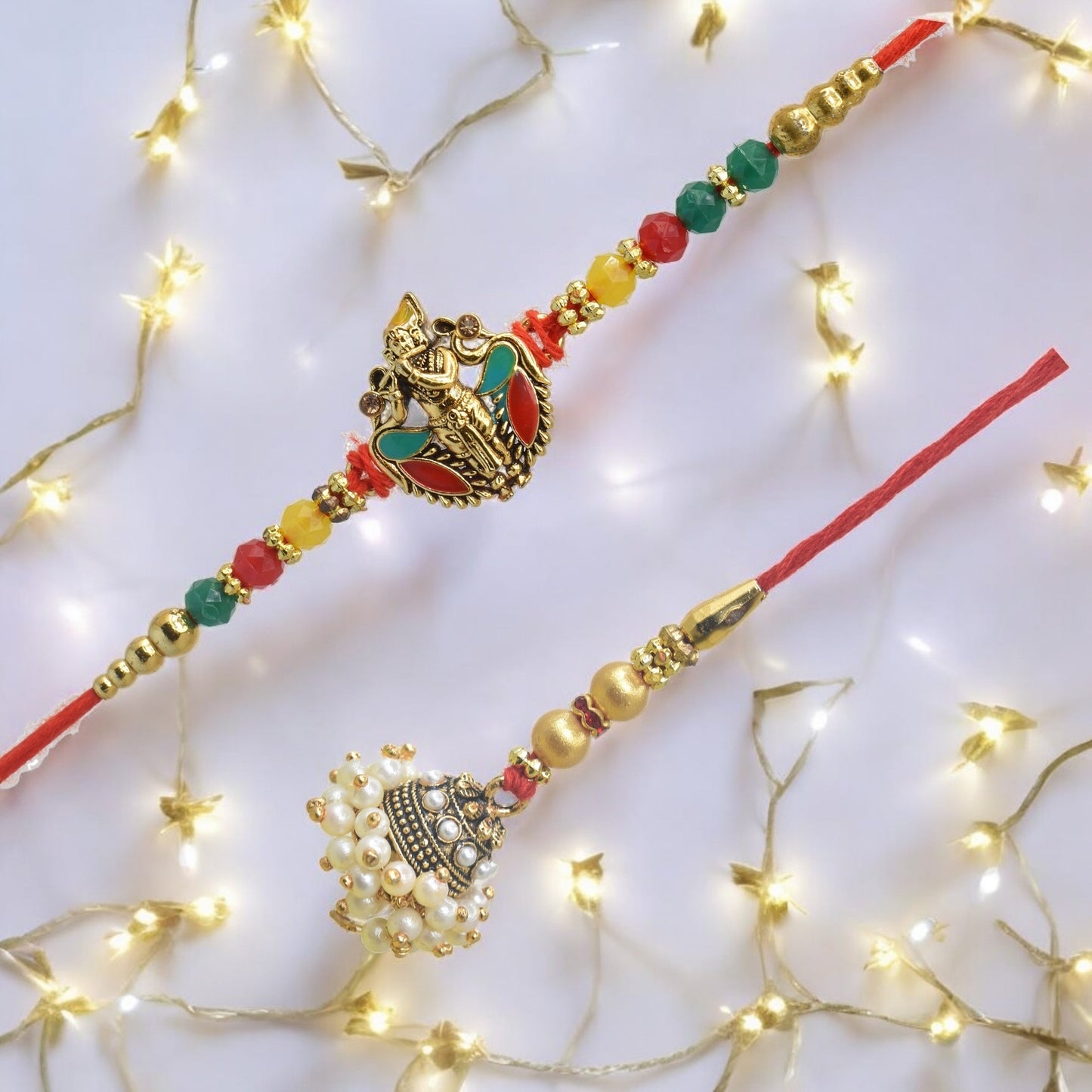 पारंपरिक कृष्णा डिज़ाइन भैया भाभी राखी सेट, रक्षाबंधन पर भाई के लिए 2 राखी का उत्तम सेट