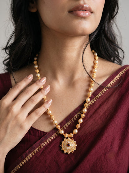 Traditional Pearl Beaded Pendant Mala Necklace for Women