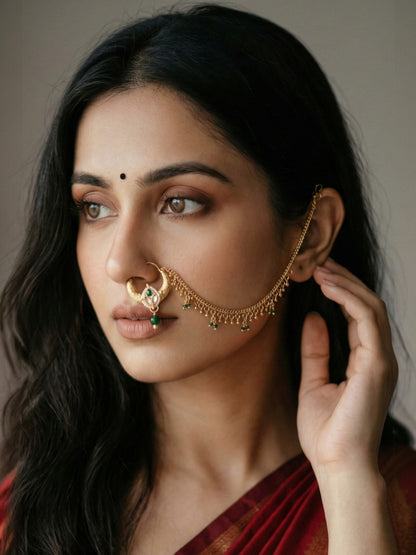 Meira Jewellery Traditional Bridal Nath with Chain for Women, Nose Ring with Green Stone, Kundan & Bead Drop, Ethnic Maharashtrian Style Nose Accessory for Wedding, Festive, Party & Cultural Jewellery