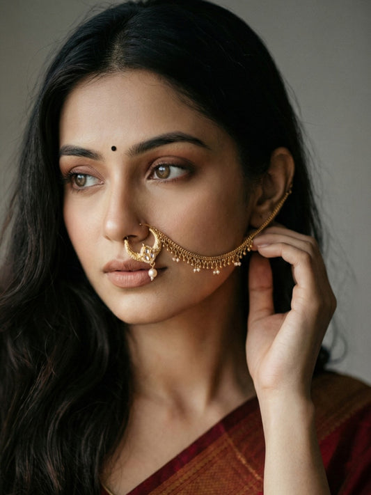 Meira Jewellery Traditional Bridal Nath with Chain for Women, Nose Ring with White Stone, Kundan & Bead Drop, Ethnic Maharashtrian Style Nose Accessory for Wedding, Festive, Party & Cultural Jewellery