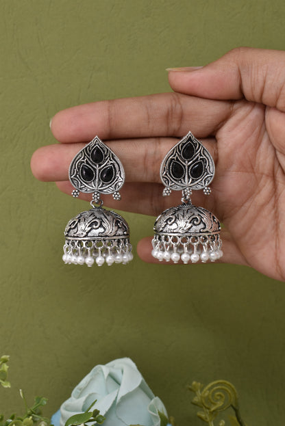 Silver Plated, Stylish Oxidised Paan Motif Jhumka Earrings for Women and Girls, Traditional Ethnic Pearl Drop Wedding Festive Party Jewellery, Traditional Leaf Design Black Coloured Ethnic Earring