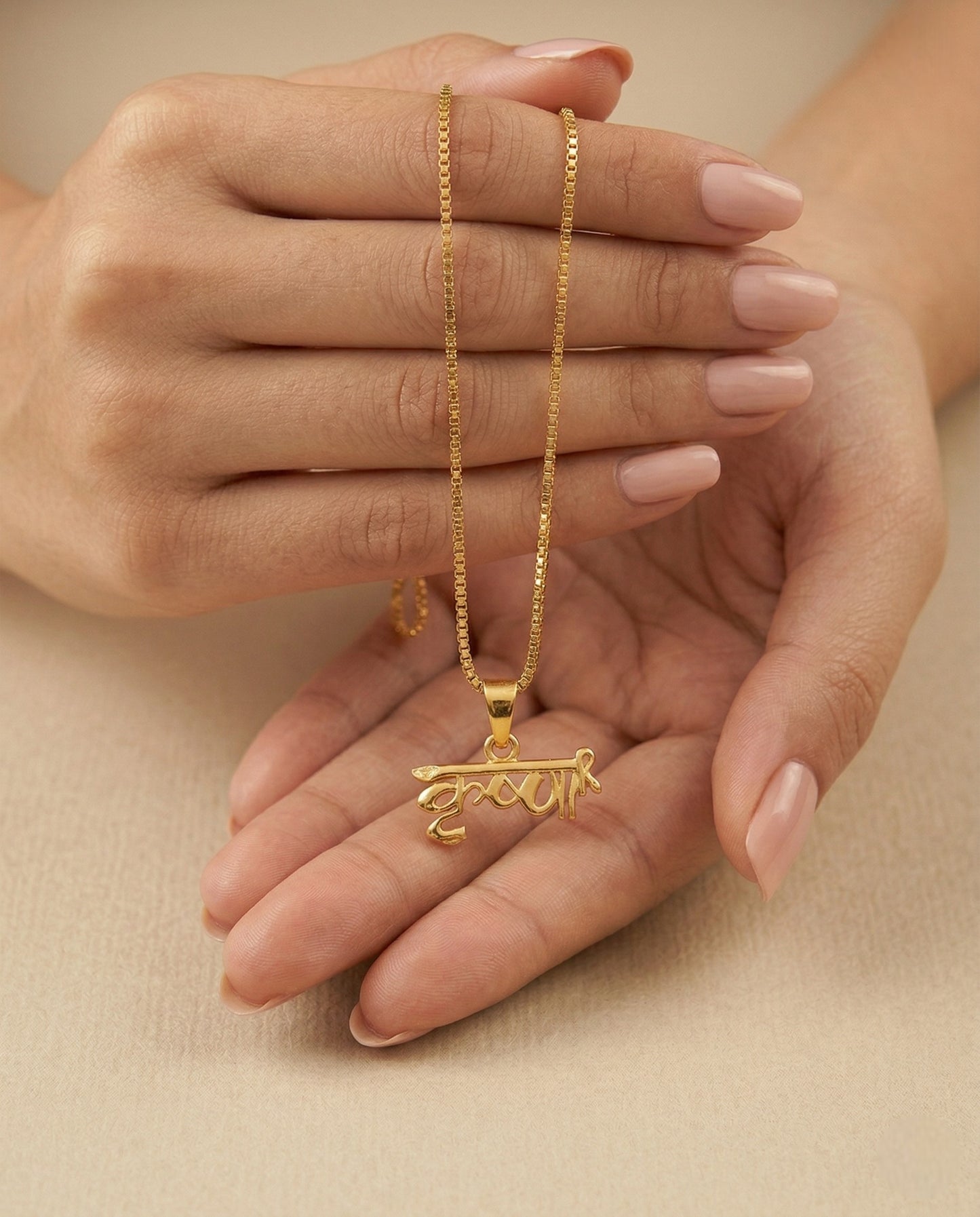 Meira Jewellery Gold Plated Traditional Chain Pendant in Stylish Krishna Design for Women, Minimalist Gold Chain Necklace with Religious Name Style Charm, Daily Ethnic Simple Pendant Chain Necklace
